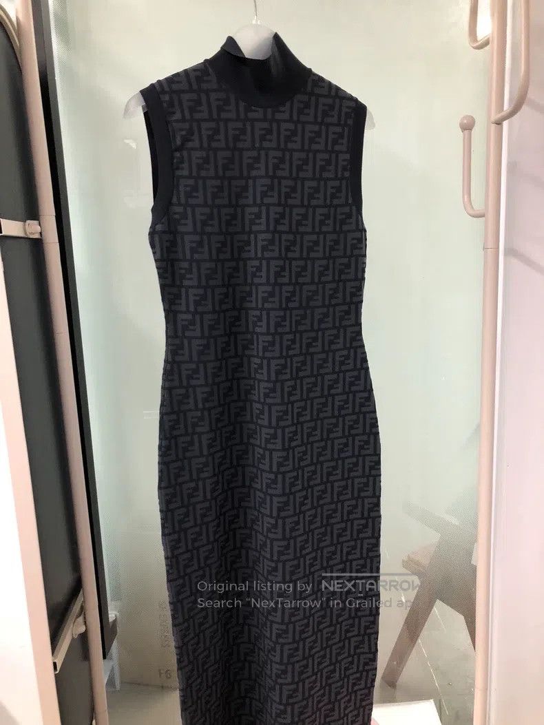 Fendi Fendi All-Print Dress Size S / US 4 / IT 40 - 1 Thumbnail