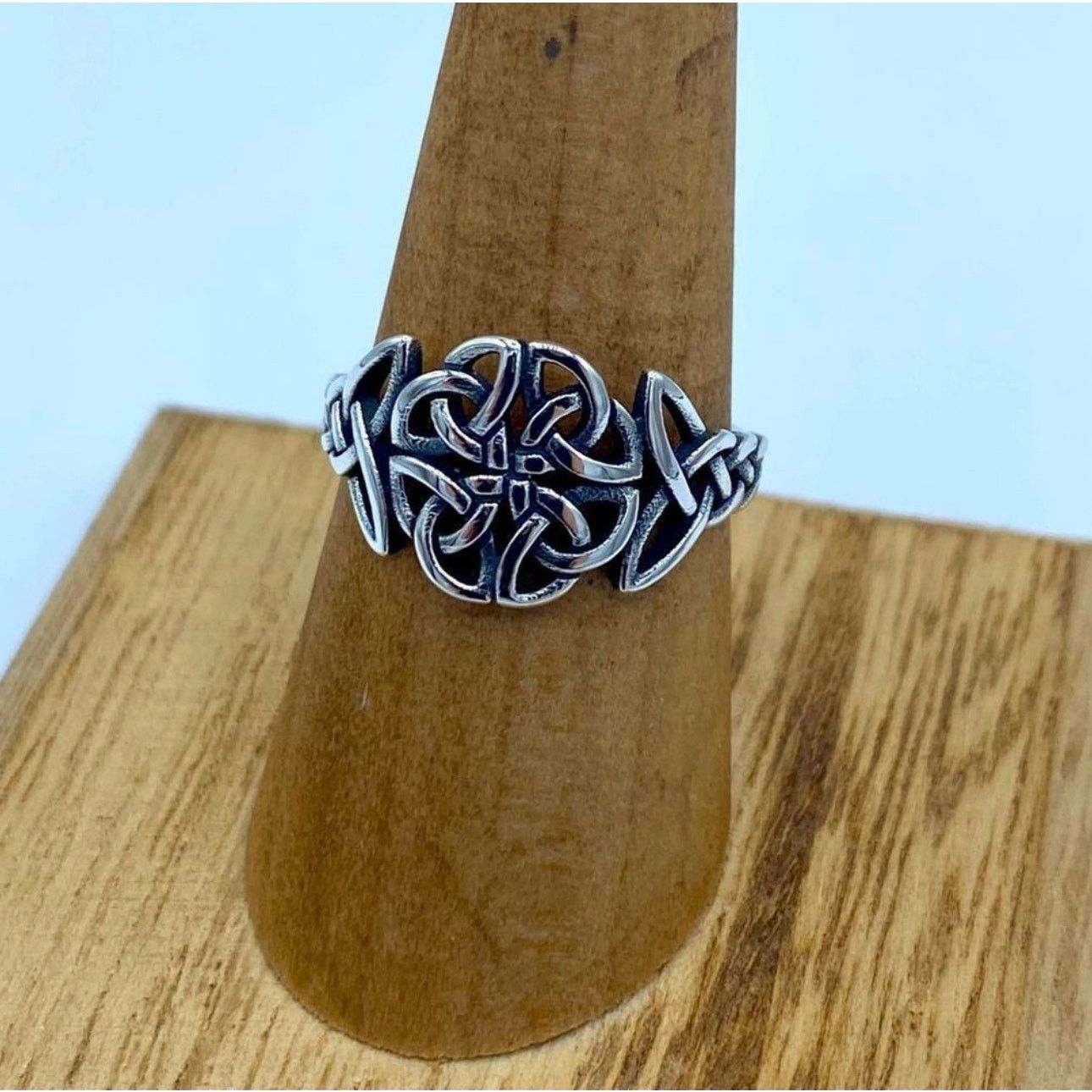 The Unbranded Brand Celtic Sterling Silver Ring Size ONE SIZE - 5 Thumbnail