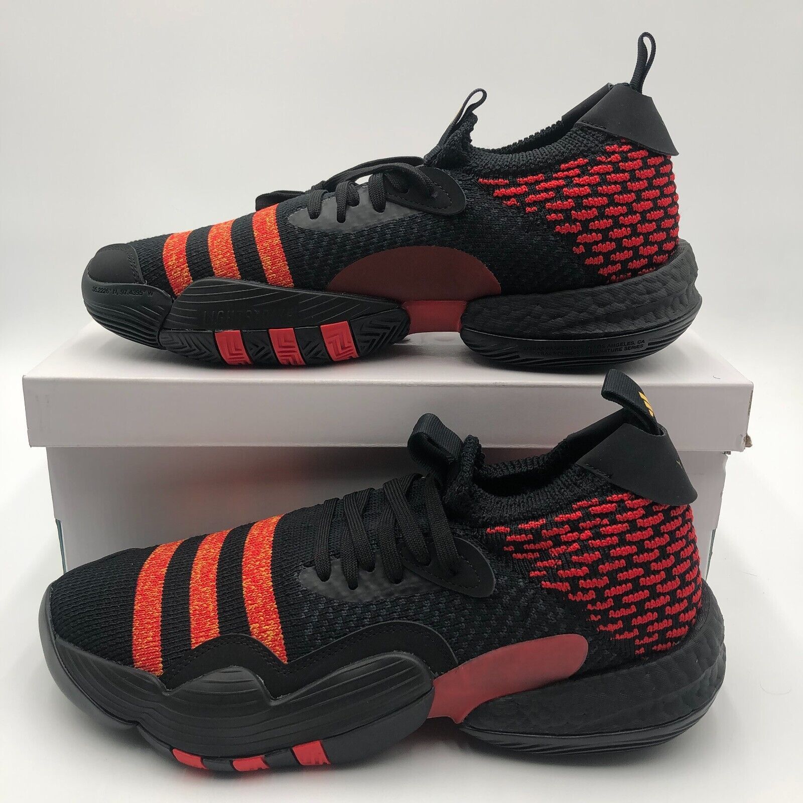 Adidas Adidas Trae Young 2 Men's Size 10 Hawks Black Red Size US 10 / EU 43 - 3 Thumbnail