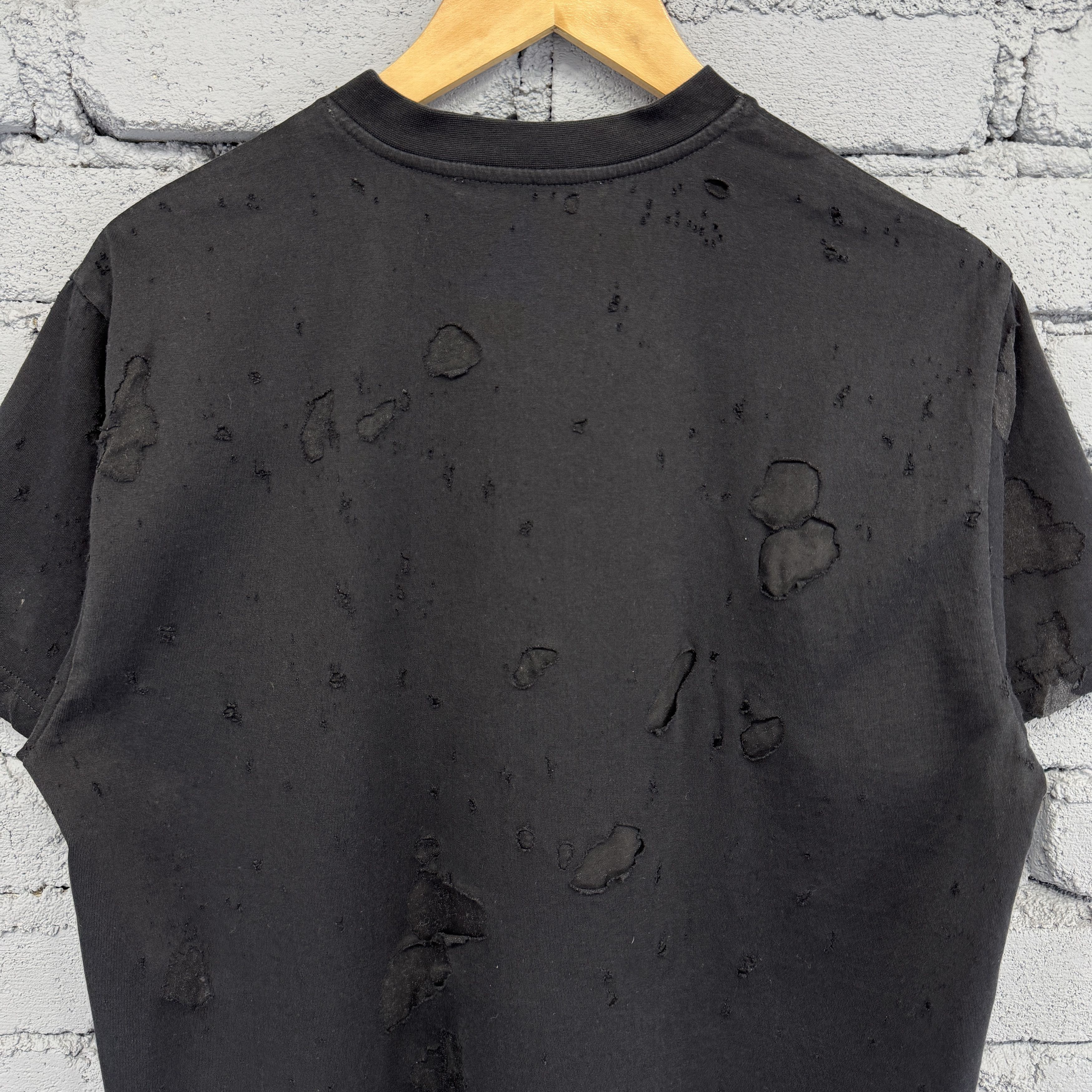 Givenchy Rare Givenchy Chest Logo Destruction Distressd Tshirt Size US XXS / EU 40 - 8 Thumbnail