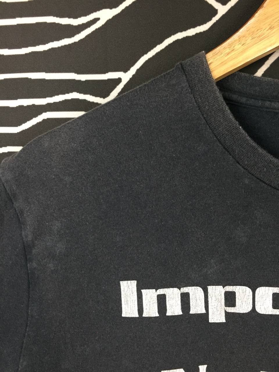 Adidas Adidas Impossible is Nothing Distressed Black Sportswear Tee Size US M / EU 48-50 / 2 - 5 Thumbnail