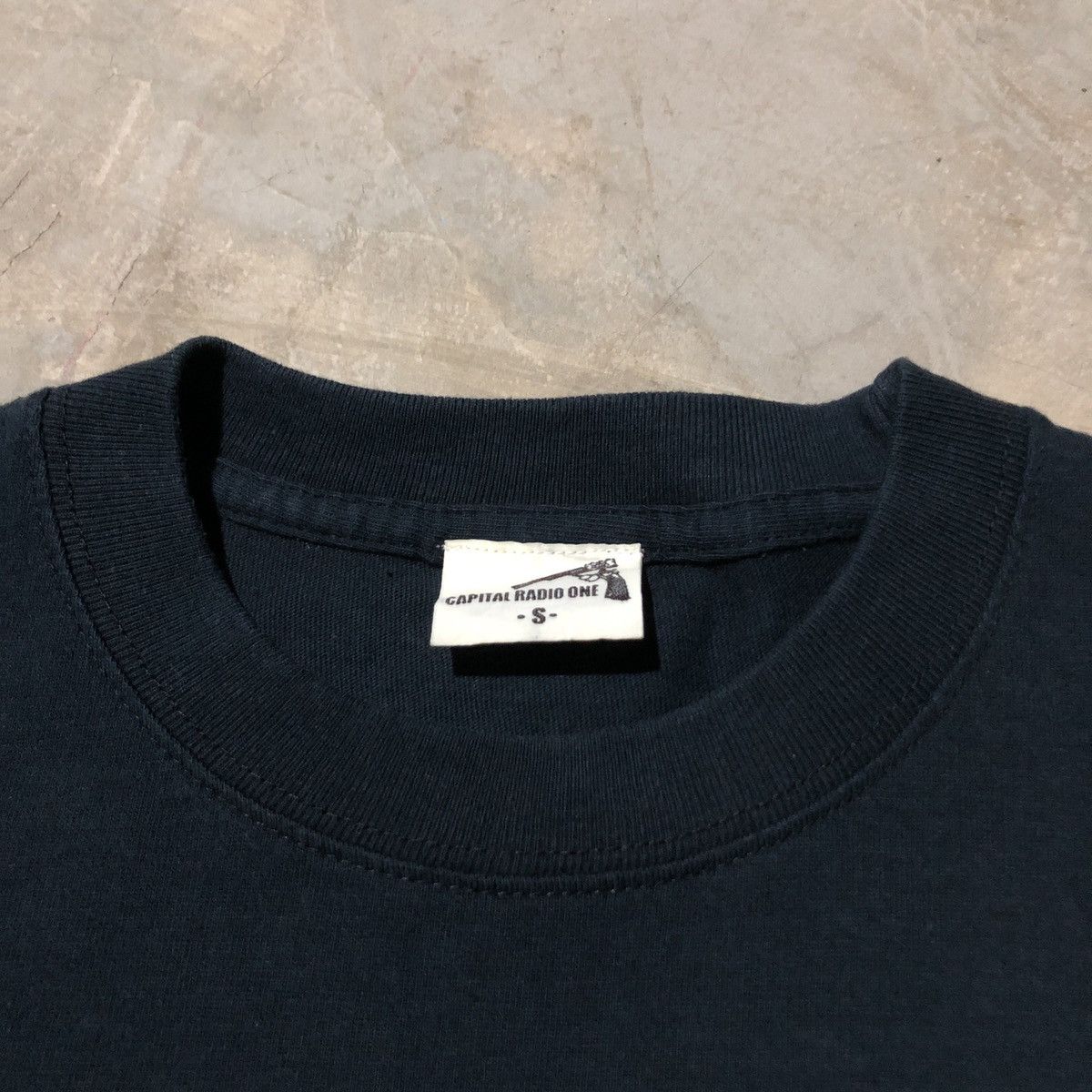Japanese Brand Capital Radio One Tee Shirt Size US S / EU 44-46 / 1 - 5 Thumbnail