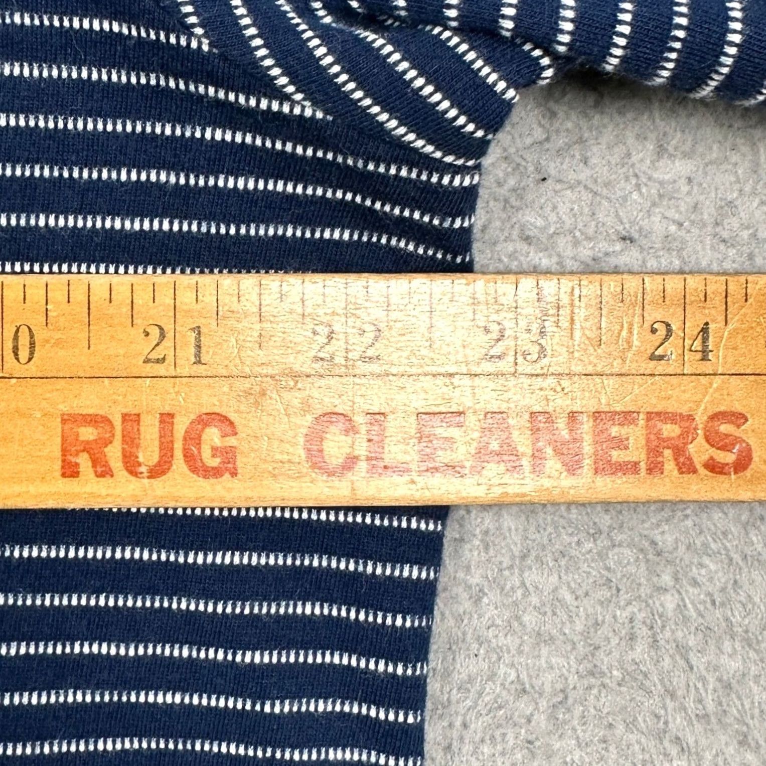 UNTUCKit UNTUCKit Polo Shirt Mens L Navy White Striped Polo Shirt Casual Prep Short Sleeve Spread Collar 100% Cotton EUC Size US L / EU 52-54 / 3 - 5 Thumbnail