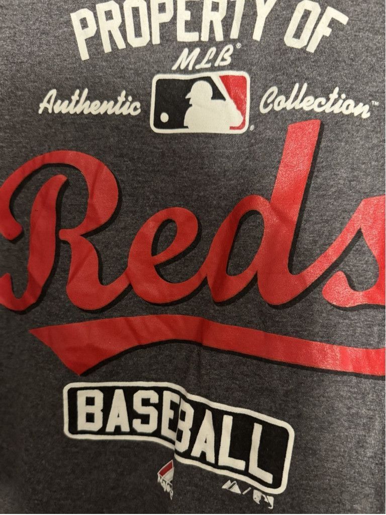 Majestic Cincinnati Reds Majestic S/S T-Shirt Gray Men’s Size XL Size US XL / EU 56 / 4 - 4 Thumbnail