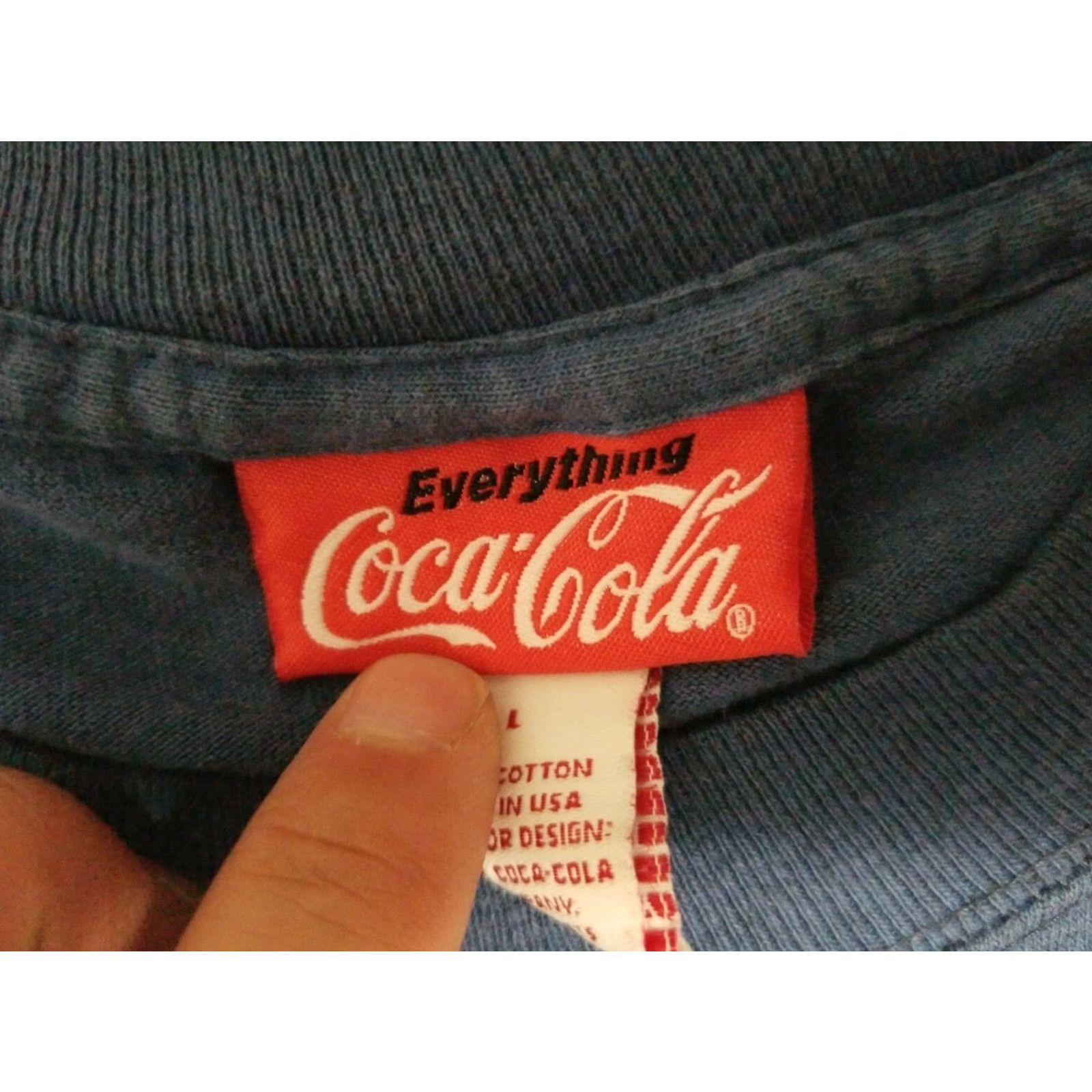 Vintage Coca-Cola Official Blue Classic Script Short Sleeve Retro Tshirt Sz L Size US L / EU 52-54 / 3 - 4 Thumbnail