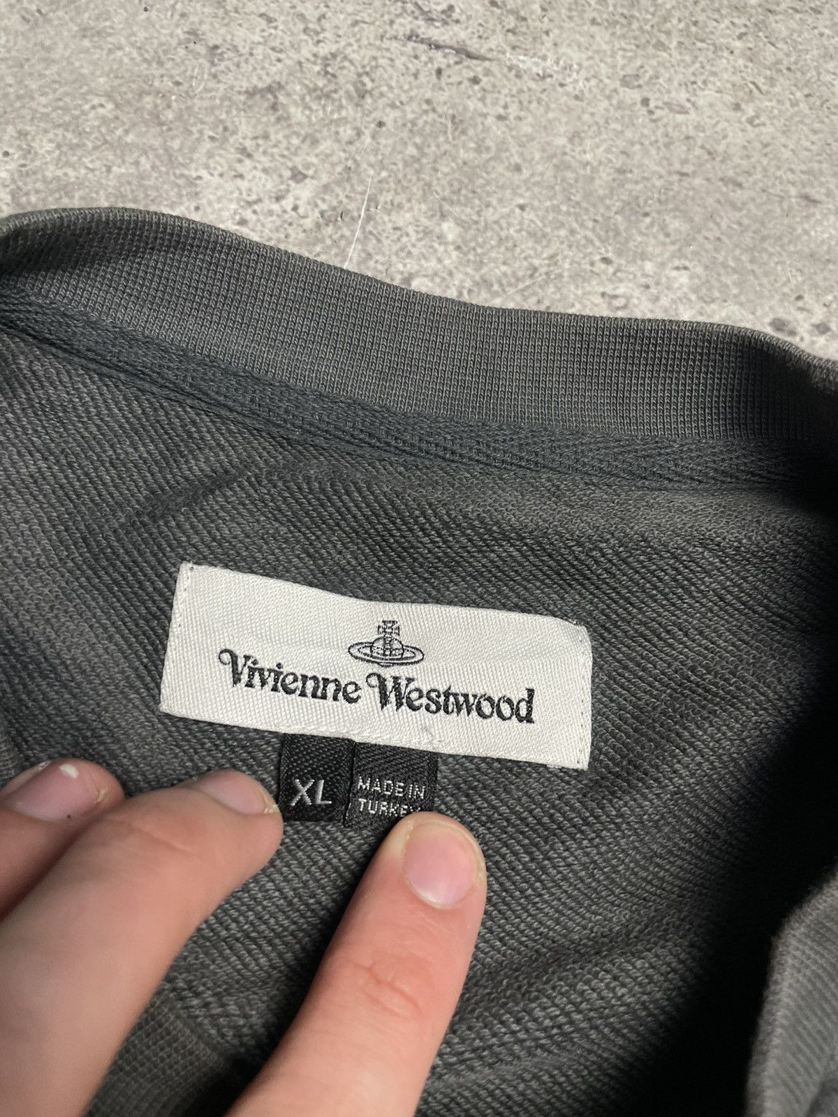 Vivienne Westwood Vintage Vivienne Westwood Sweatshirt Orb Logo Basic Pullover Size US XL / EU 56 / 4 - 5 Thumbnail