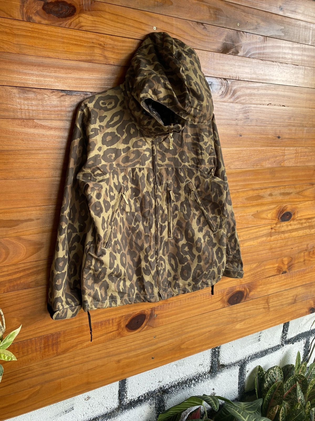 Japanese Brand RNA Inc Leopard Print Hooded Jacket – Vintage Streetwear Size US S / EU 44-46 / 1 - 5 Thumbnail