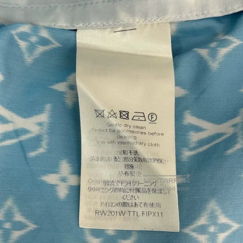 Louis Vuitton Louis Vuitton Sky blue full logo polyester mulberry silk t Size US 36 / EU 52 - 6 Thumbnail