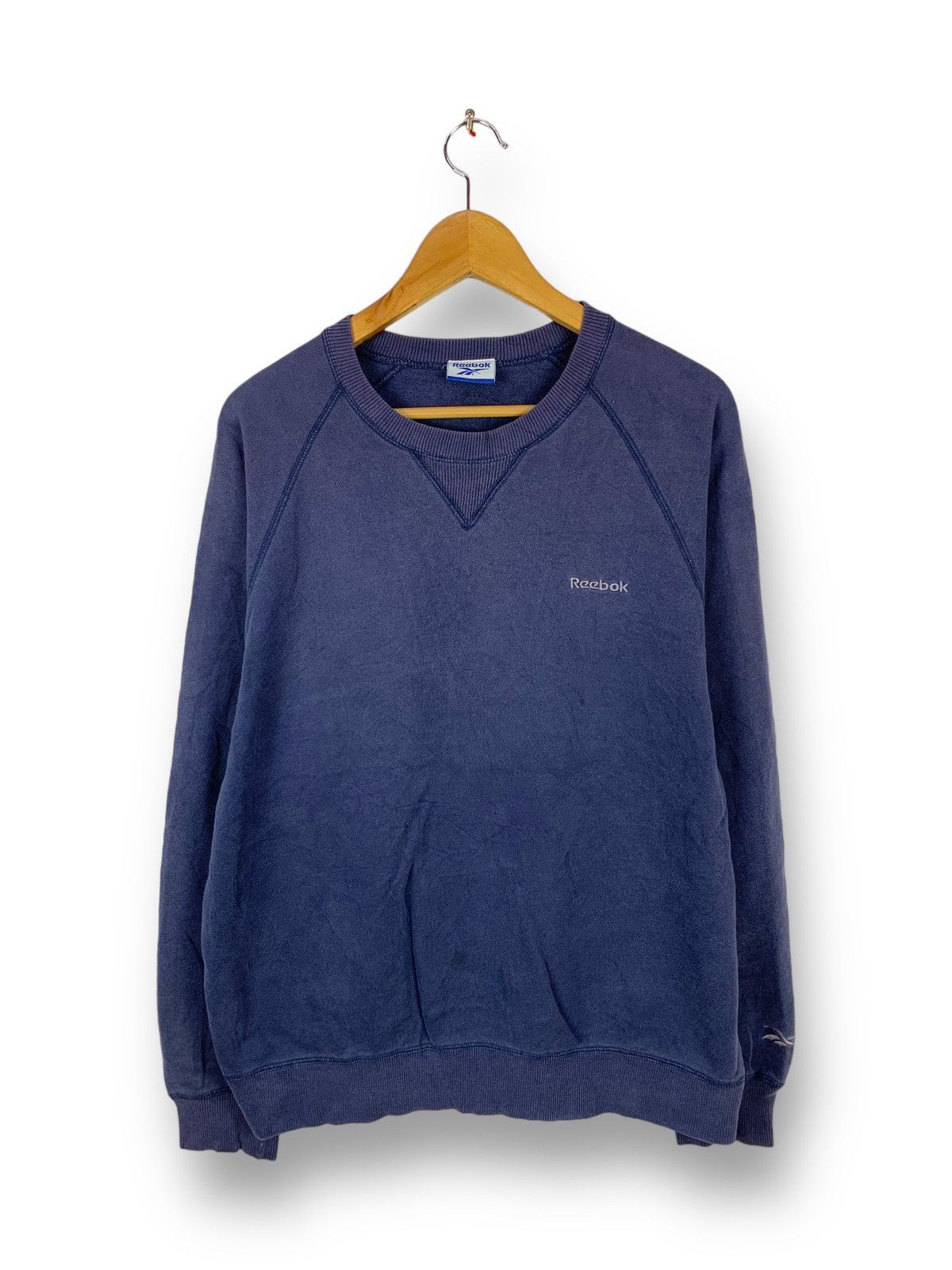 Steals! Vintage Style Reebok Small Logo Sweatshirt