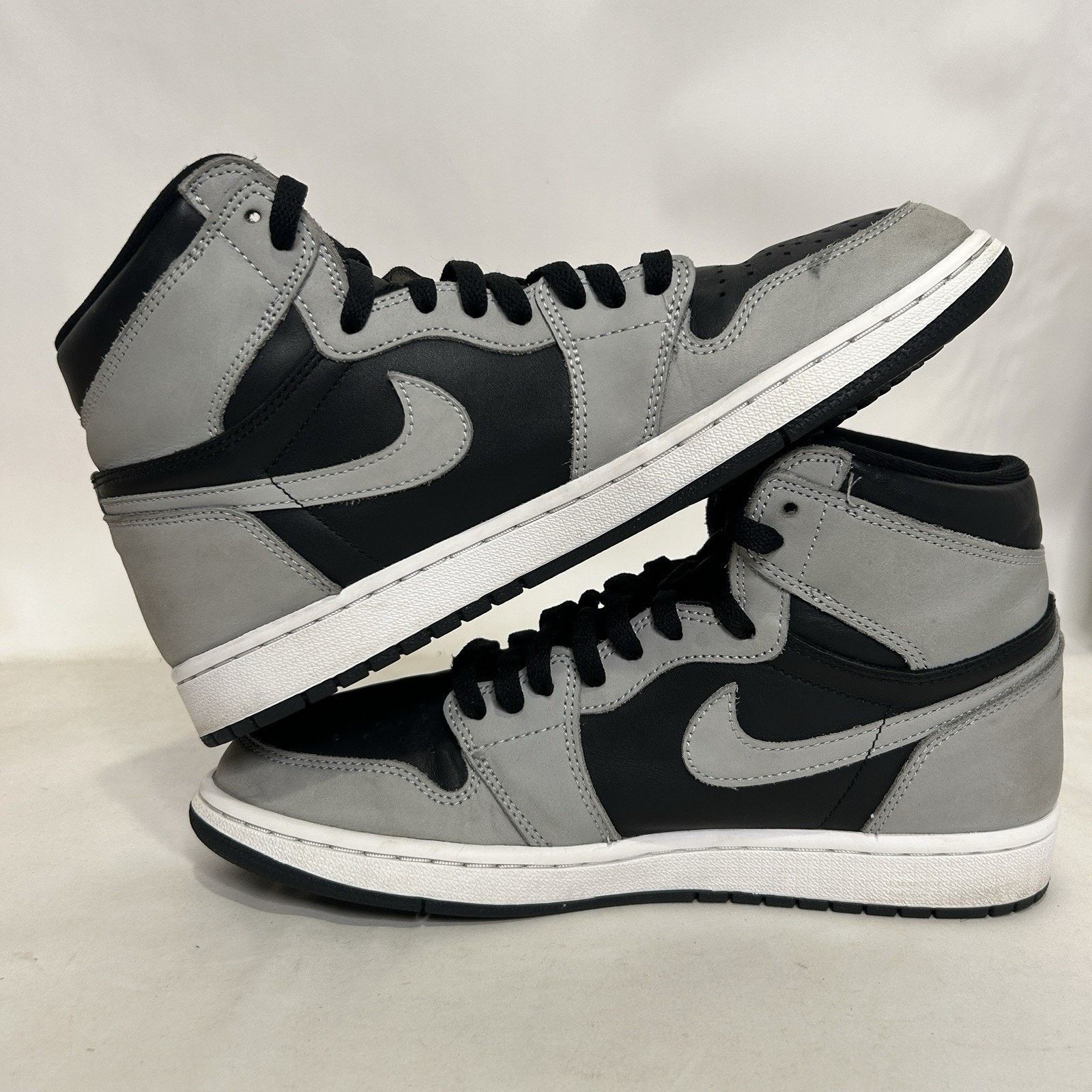 Jordan Brand Nike Air Jordan 1 High OG Retro “Shadow 2.0” Size US 10.5 / EU 43-44 - 3 Thumbnail