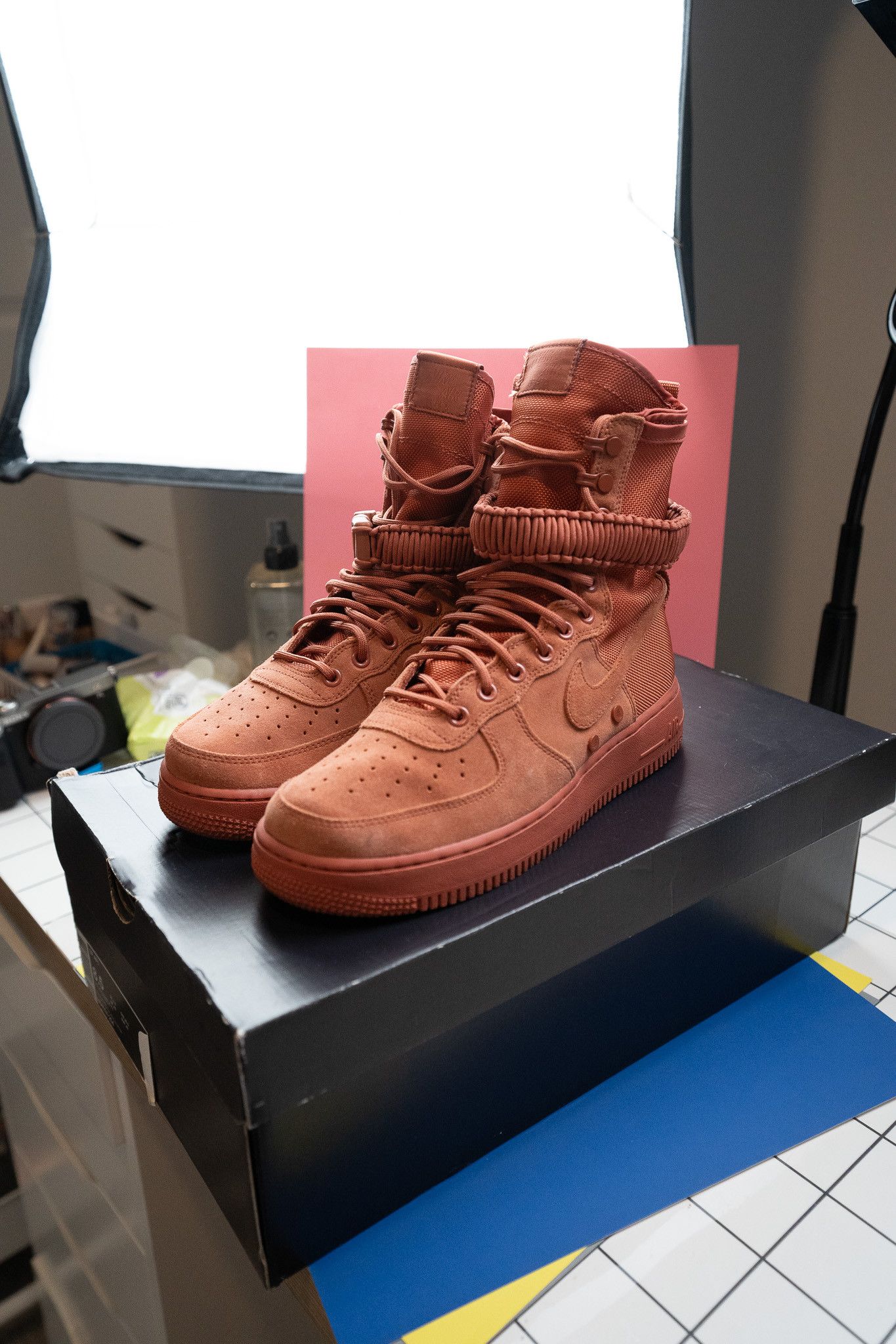 Nike Nike SF Air Force 1 High Dusty Peach Size US 8.5 / EU 41-42 - 7 Thumbnail