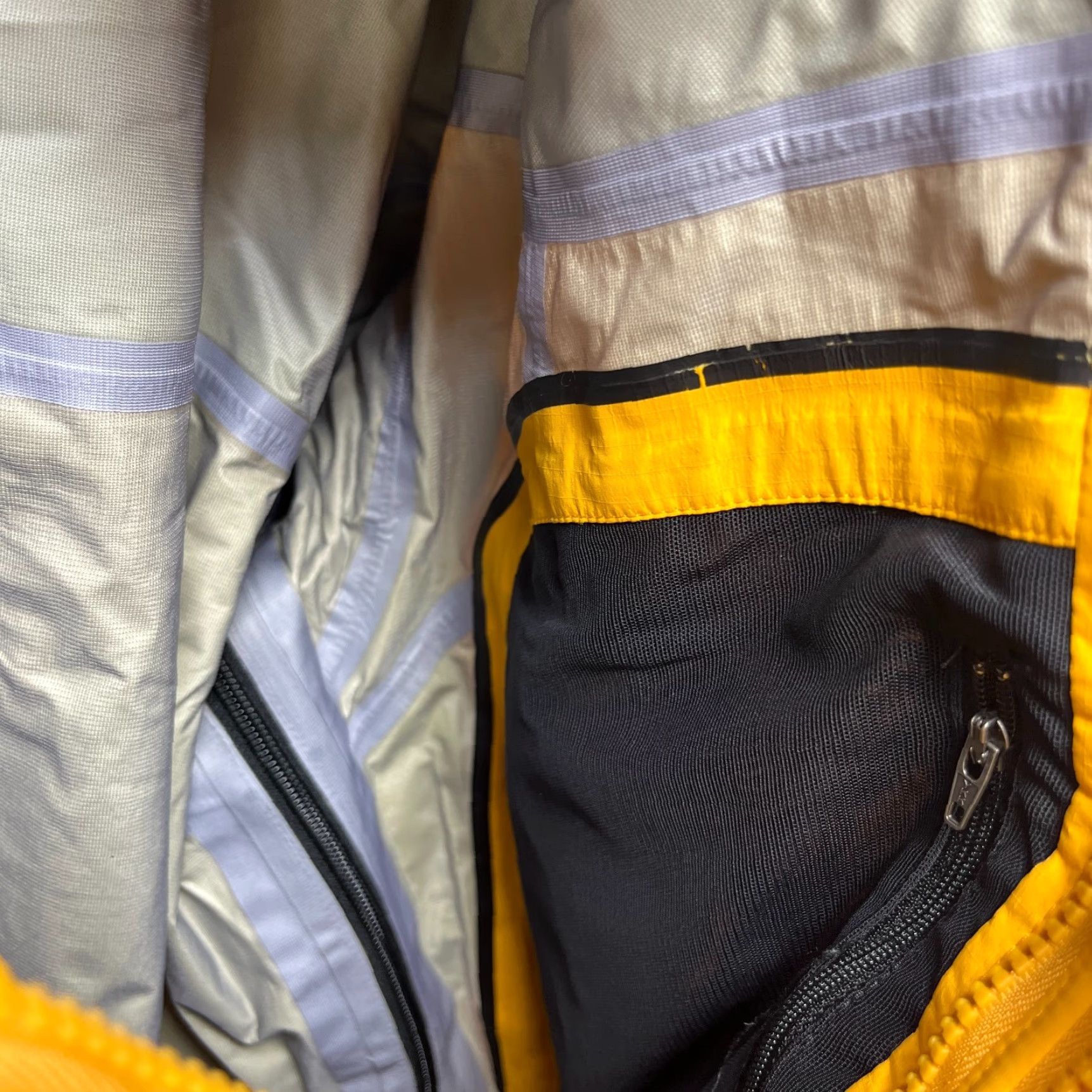 Vintage VINTAGE L.L. Bean Gore Tex Mountain Guide XCR Shell Jacket Womens XL Yellow Size XL / US 12-14 / IT 48-50 - 6 Thumbnail