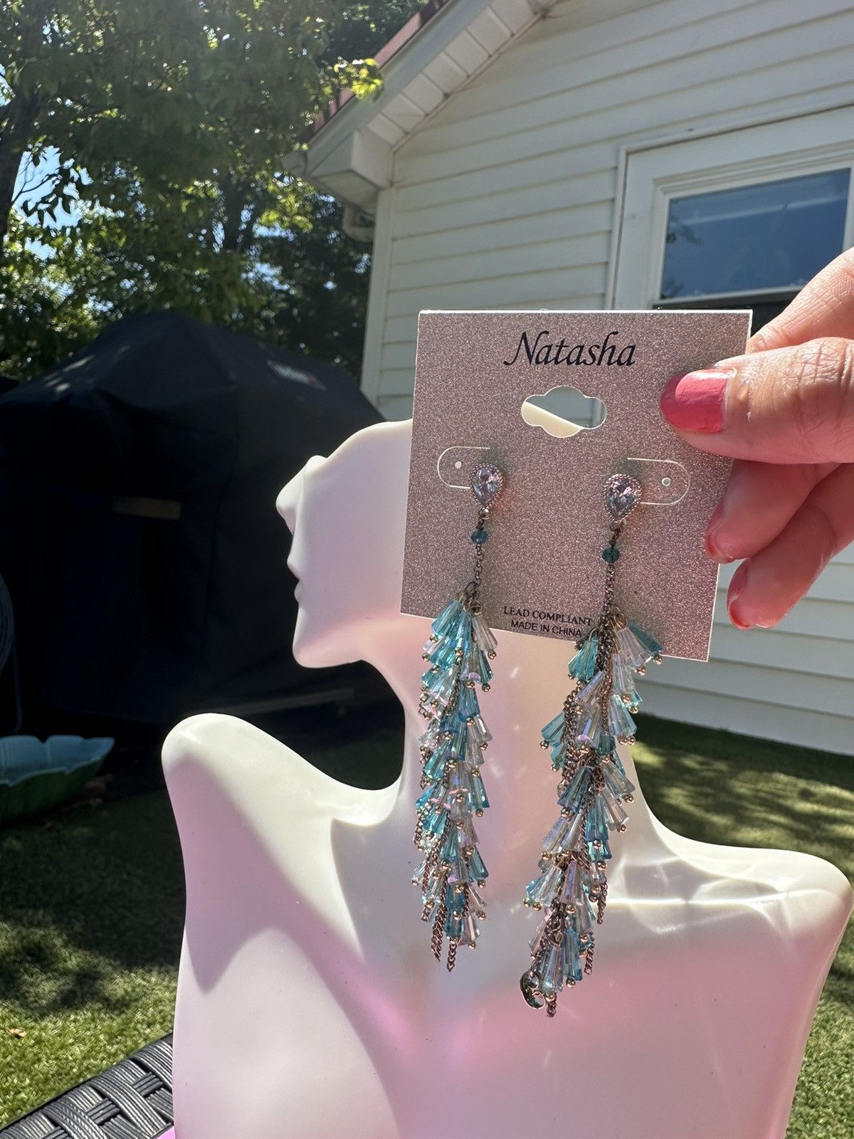 Designer Natasha water blue beads tassels stud back unique closure Size ONE SIZE - 8 Thumbnail