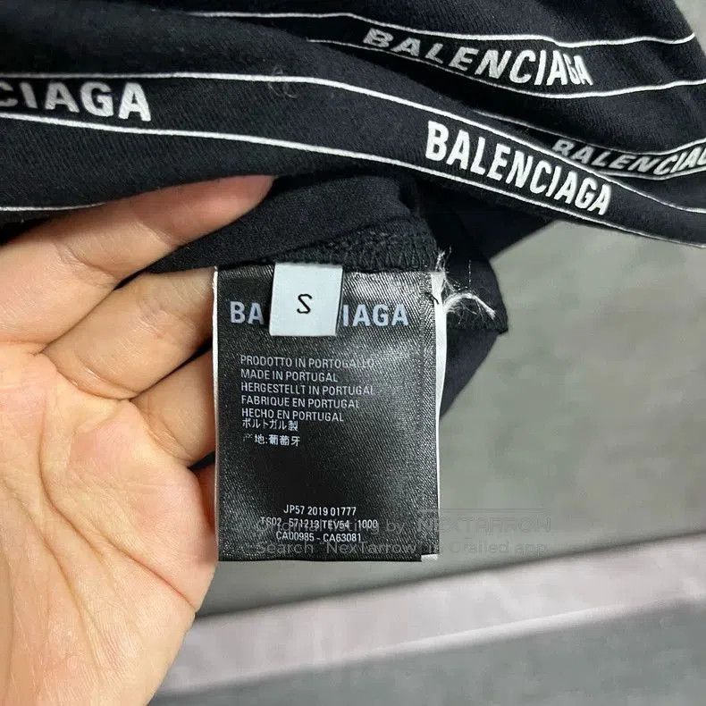 Balenciaga Balenciaga Black Striped Print Crewneck Tee. Size US S / EU 44-46 / 1 - 3 Thumbnail