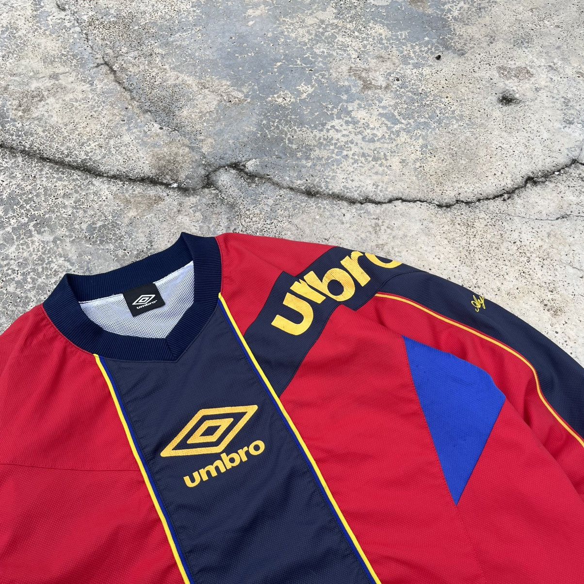 Umbro Umbro Y2K Long Sleeve Jersey Blockcore Nice Design Size US L / EU 52-54 / 3 - 3 Thumbnail