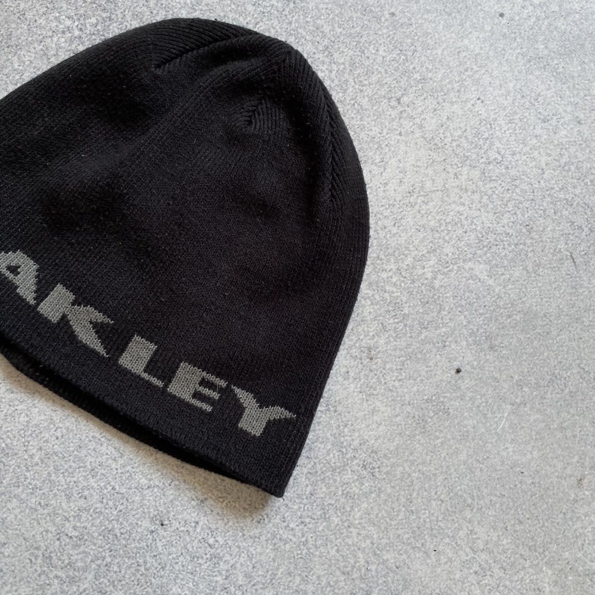 Oakley Steal🔥Oakley Beanie Hat Size ONE SIZE - 4 Thumbnail