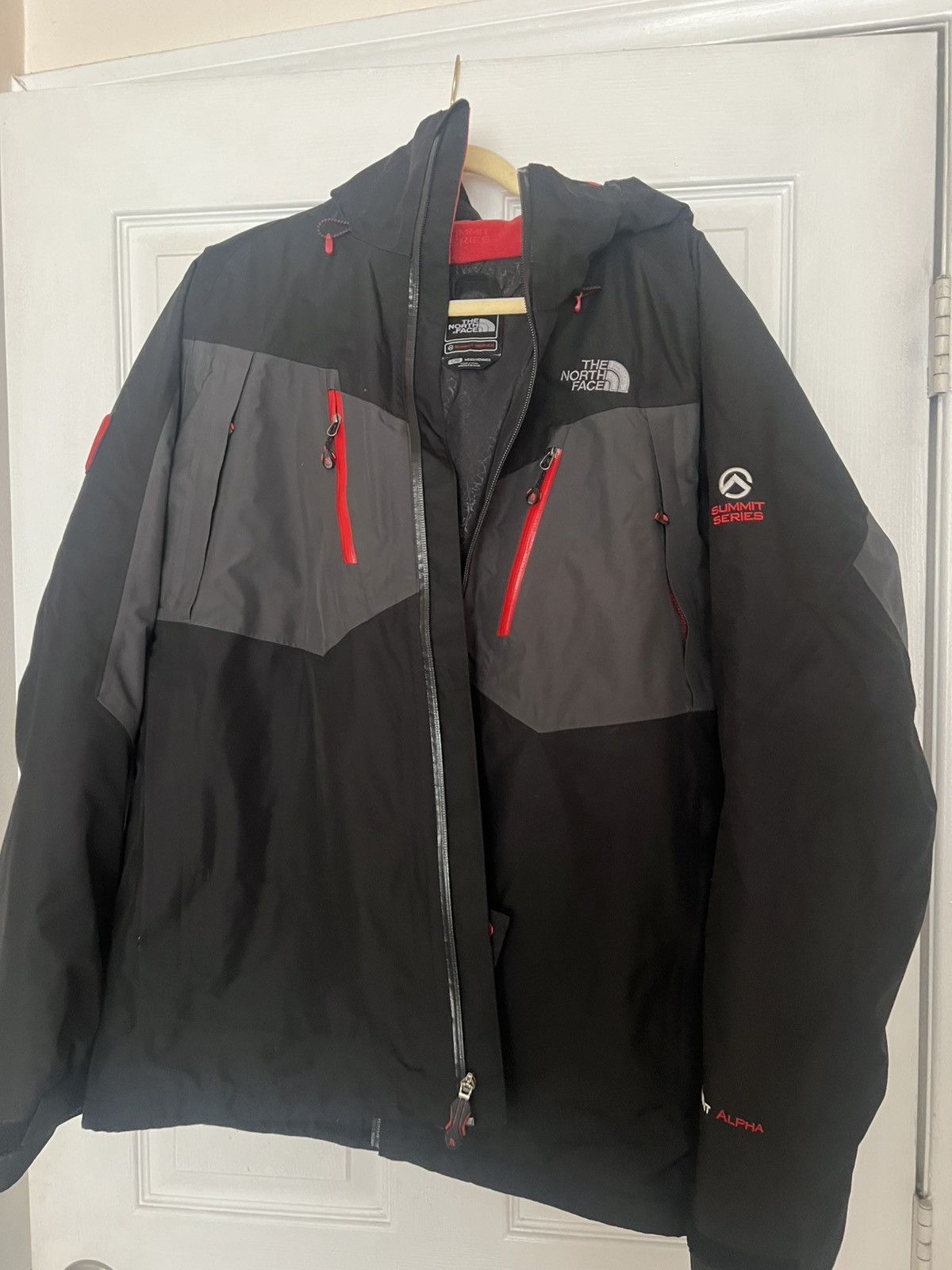 The North Face The North Face Summit Series HyVent Alpha Jacket Size US L / EU 52-54 / 3 - 1 Thumbnail