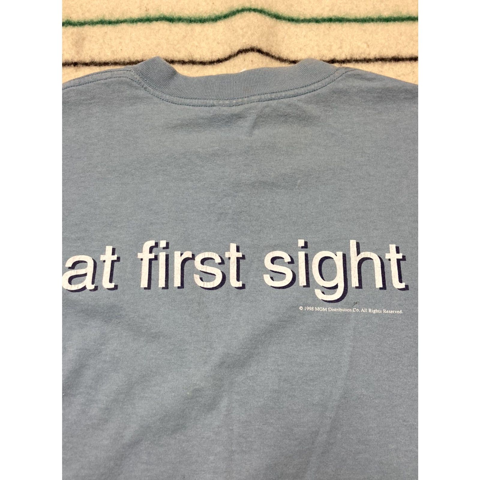 Vintage VINTAGE at first sight movie promo t shirt Val Kilmer blind braille 1998 MGM Lg Shirt Mens Blue 1990s Movie Size US L / EU 52-54 / 3 - 7 Thumbnail
