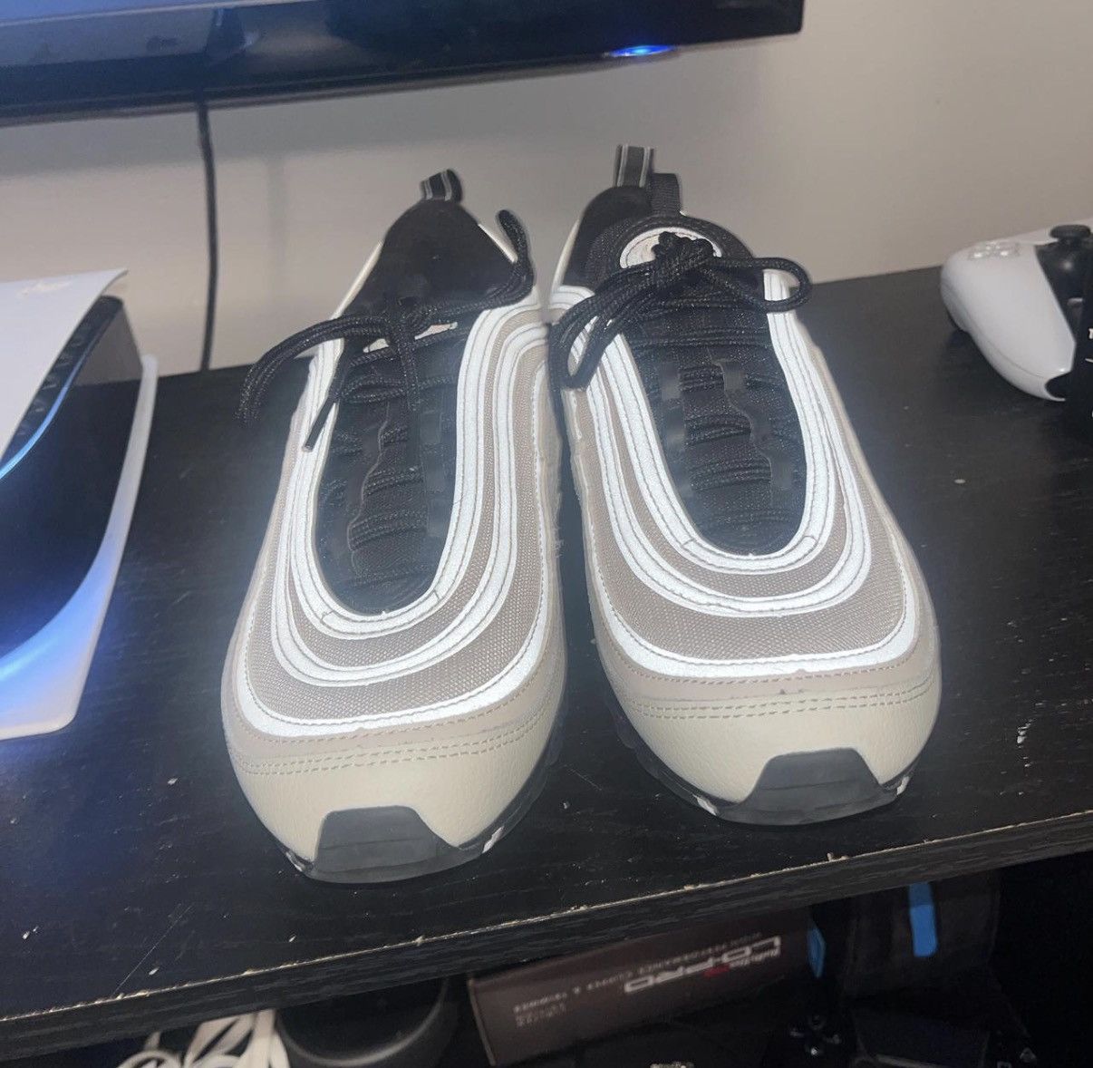 Nike Nike Air Max 97 “Light Bone” Size US 10 / EU 43 - 2 Thumbnail