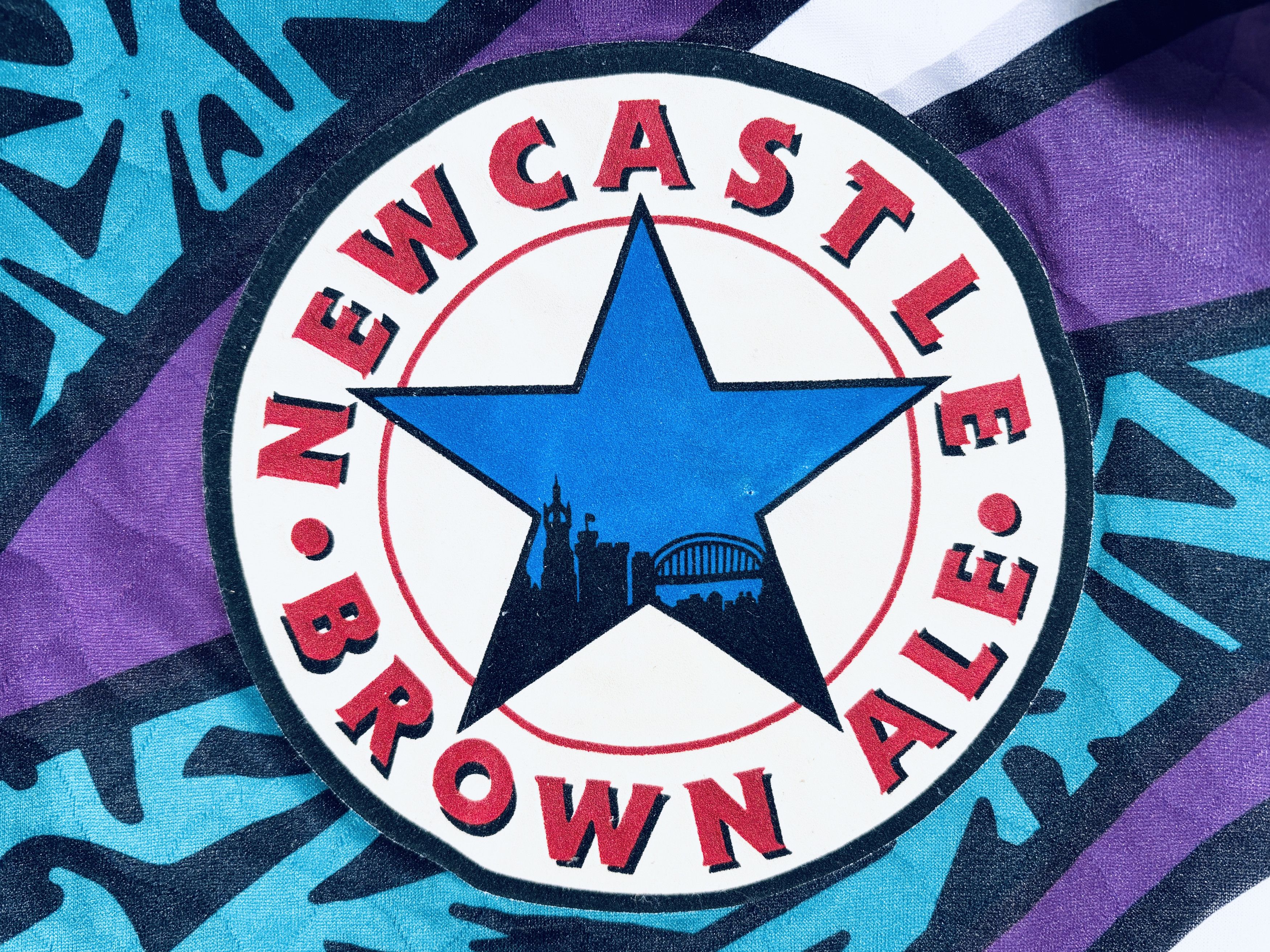 Adidas Newcastle United Goalkeeper Away Football Jersey 1995 - 1996 Size US XL / EU 56 / 4 - 6 Thumbnail