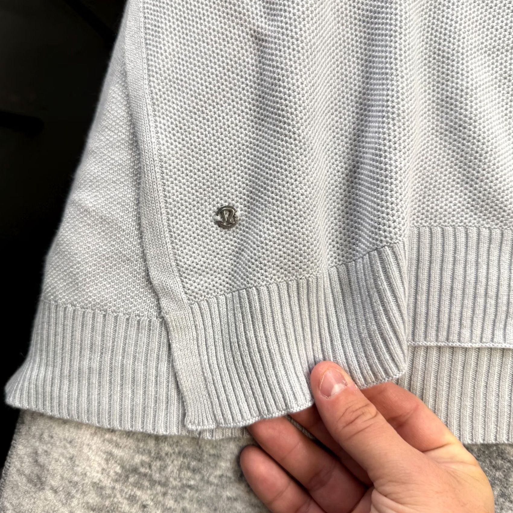 Lululemon Lululemon Forward Flow Poncho Womens One Size Light Blue Silk Blend Viscose Cape Pullover Kimono Sleeve Casual Travel Fall Winter Spring Summer Size ONE SIZE - 6 Thumbnail