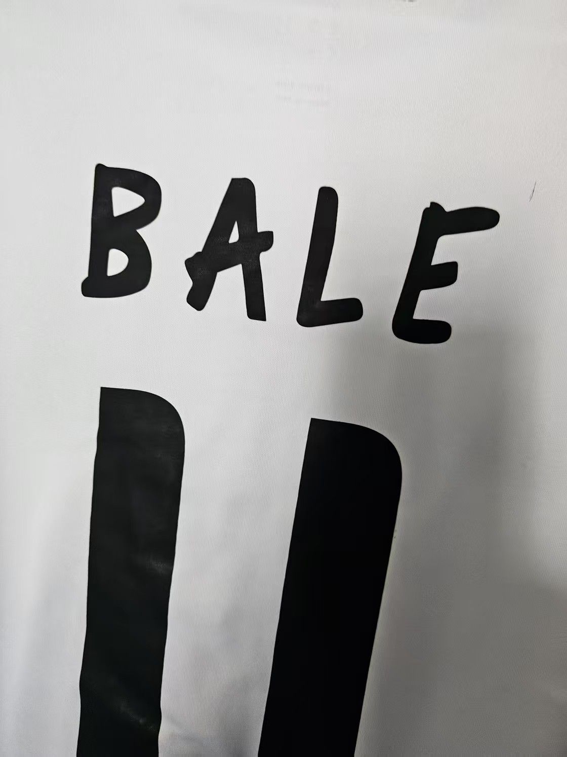 Other Real Madrid #11 Gareth Bale Jersey Size US M / EU 48-50 / 2 - 6 Thumbnail