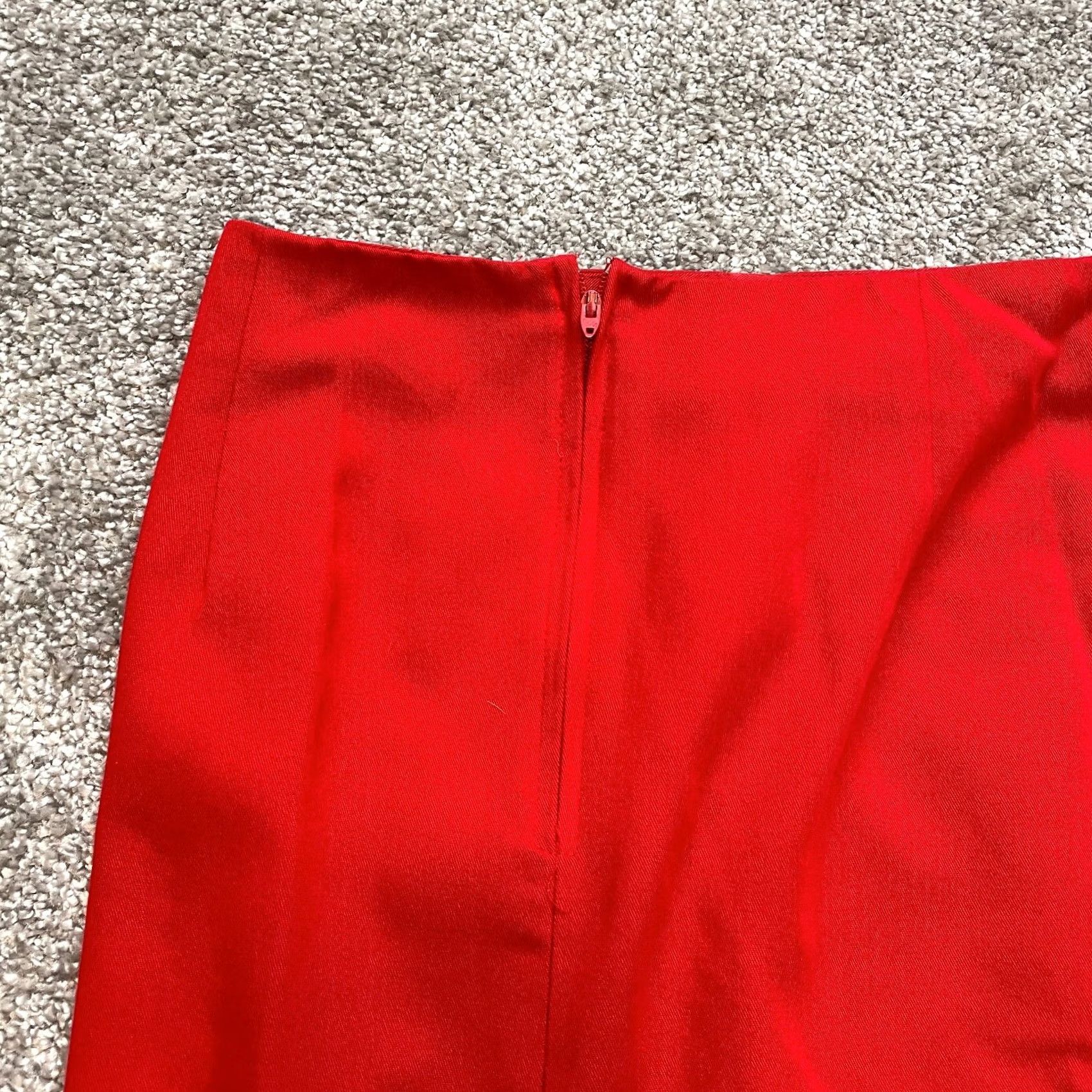 Vintage TR Bentley Skirt Womens 14 Red A Line Zip Knee Length Solid Vintage Made in USA - Good Condition Size 36" / US 14 / IT 50 - 8 Thumbnail