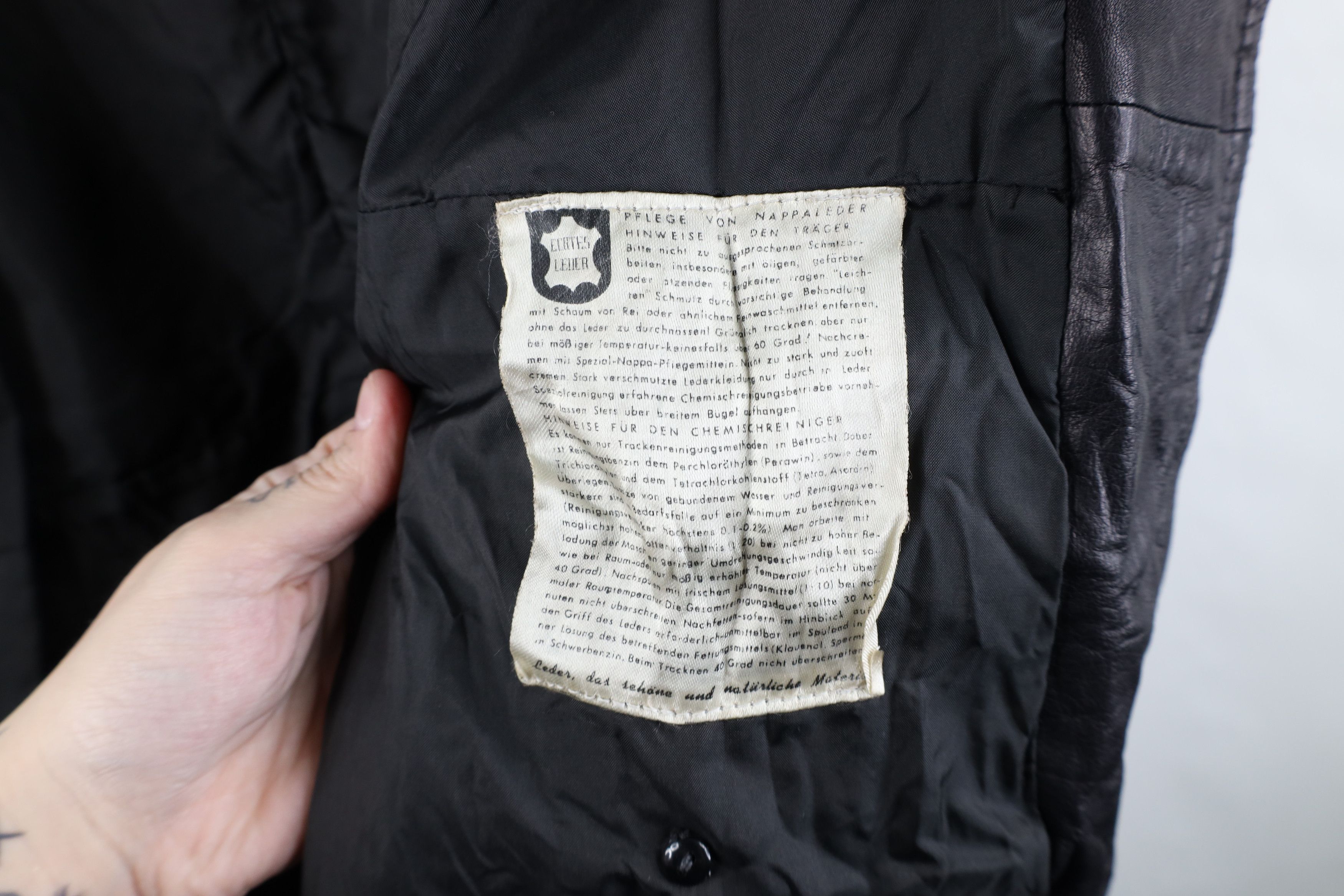 Vintage Vintage 70s Streetwear Belted Leather Trench Coat Jacket Size L / US 10 / IT 46 - 11 Thumbnail