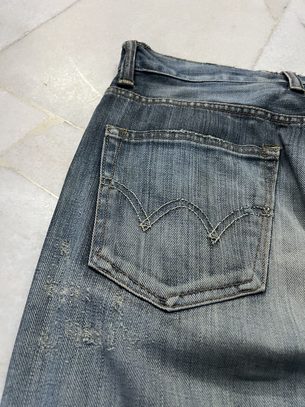 Edwin × If Six Was Nine × Le Grande Bleu (L.G.B.) VINTAGE EDWIN 504 R MUD WASH DISTRESS JEANS Size US 30 / EU 46 - 13 Thumbnail