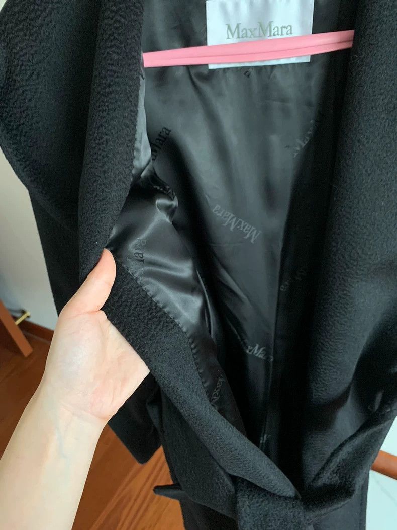 Max Mara Max Mara Bathrobe style black coat Size XS / US 0-2 / IT 36-38 - 1 Thumbnail