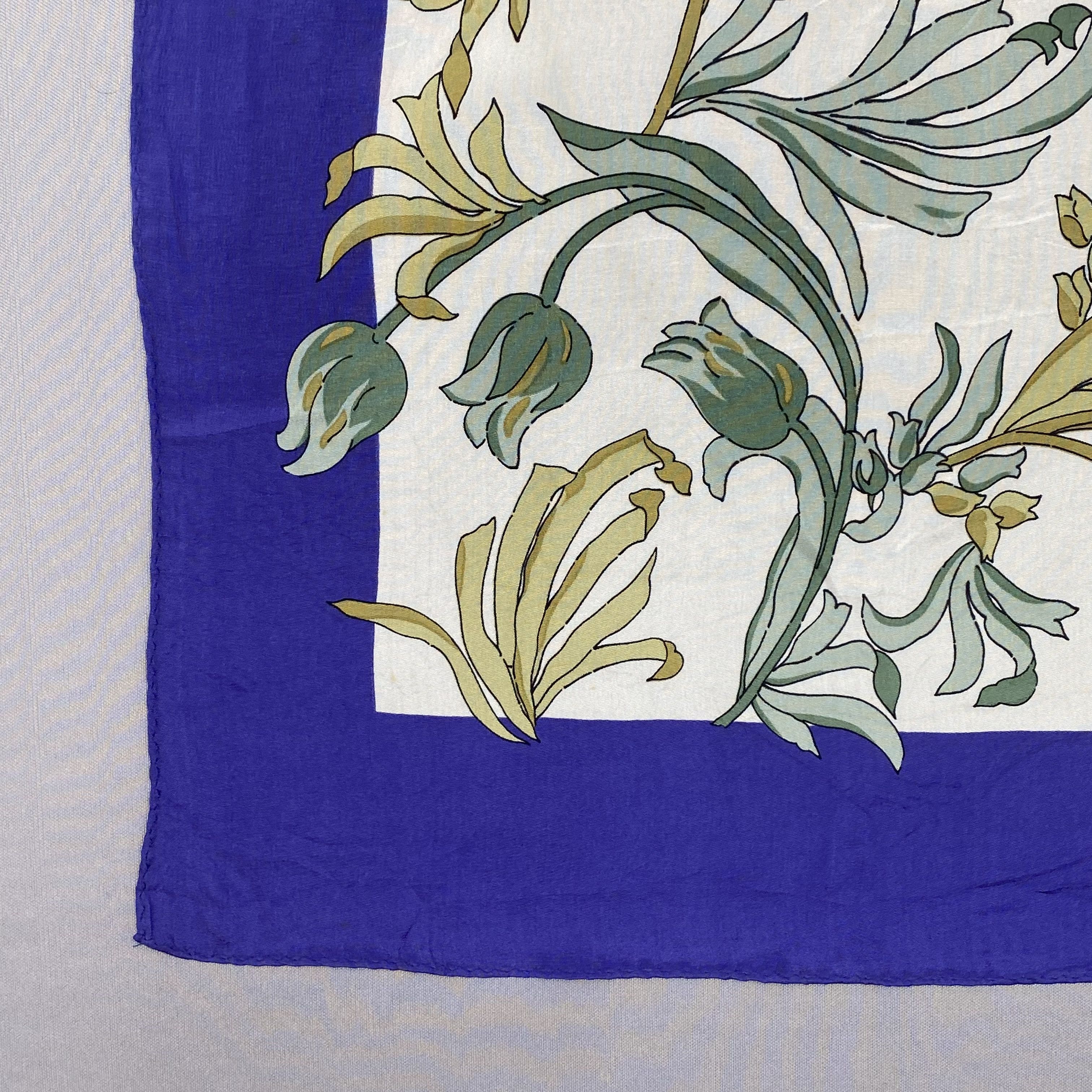 Japanese Brand Vintage Floral Swirl SILK Scarf Twill Wraps Scarves Size ONE SIZE - 8 Thumbnail