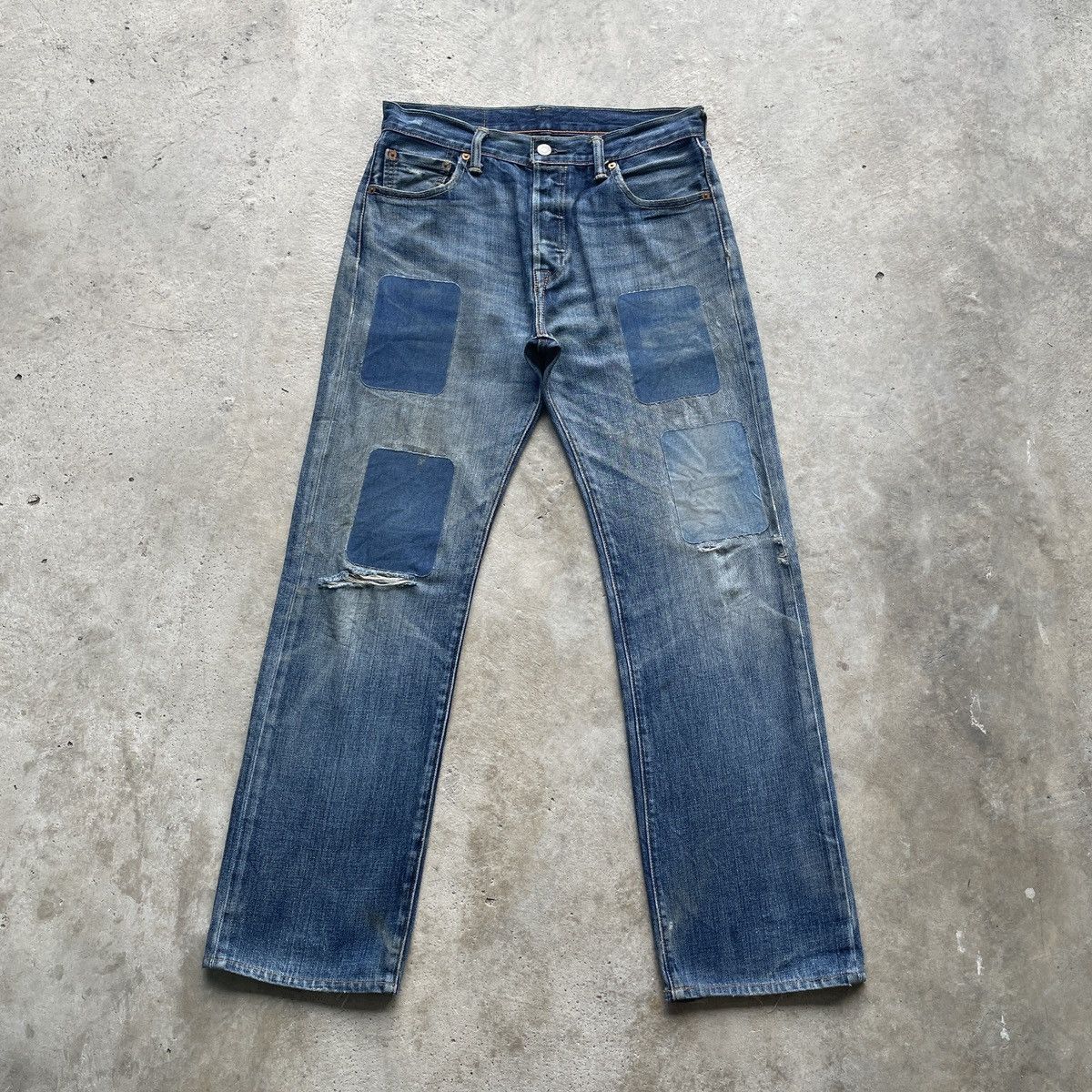 Levi's Vintage Clothing W31 Levi’s 501 Faded Jeans Distressed Fly Button Denim Pants Size US 31 - 1 Thumbnail