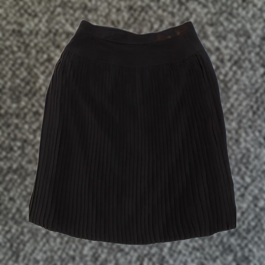 Vintage VINTAGE Womens High Waist Pleated Skirt Medium Black Polyester W28 Size 28" / US 6 / IT 42 - 1 Thumbnail