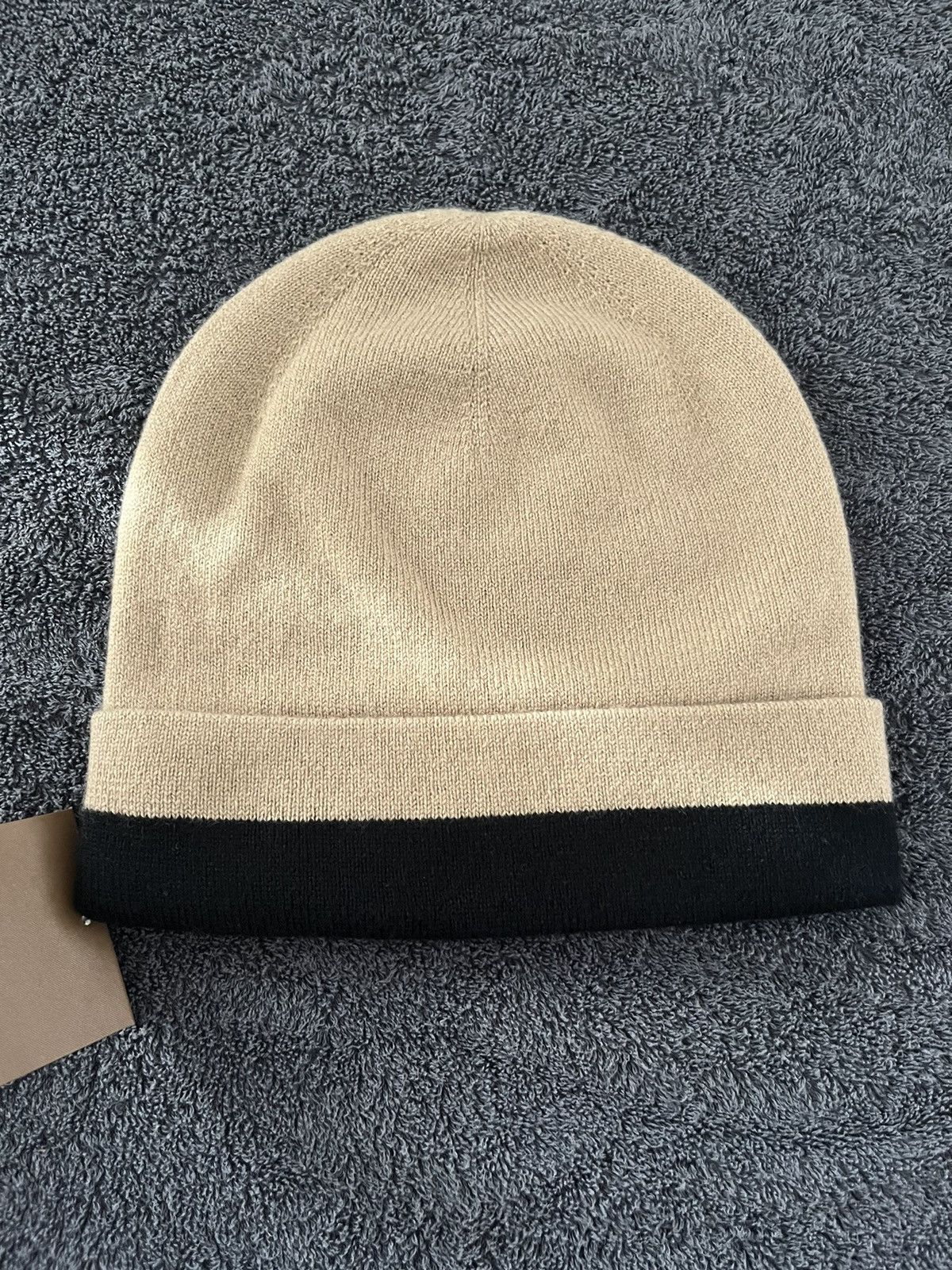Burberry Burberry Logo Intarsia Cashmere Beanie Size ONE SIZE - 6 Thumbnail