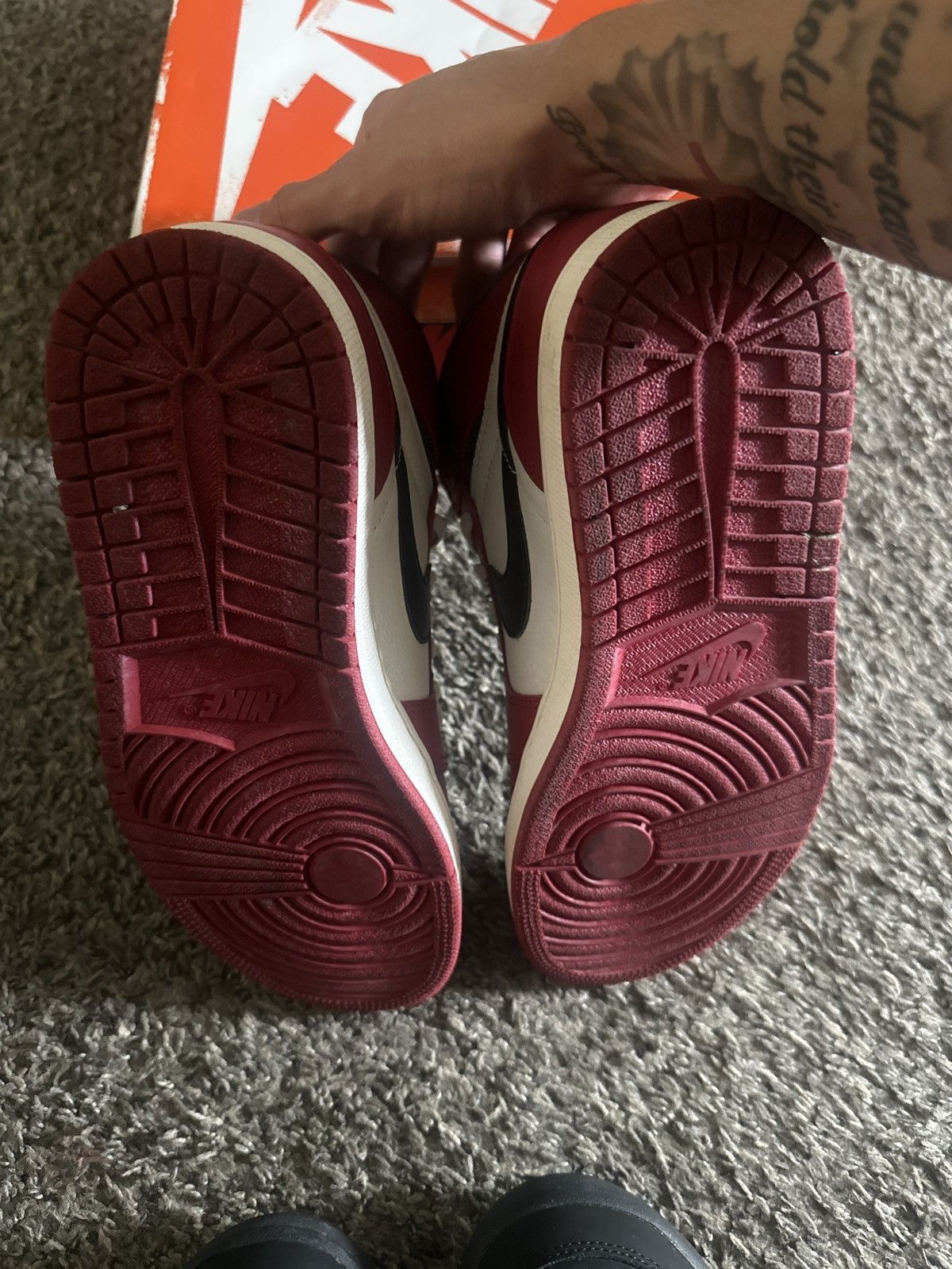 Jordan Brand Jordan 1 “Lost and Found” Size US 9 / EU 42 - 2 Thumbnail