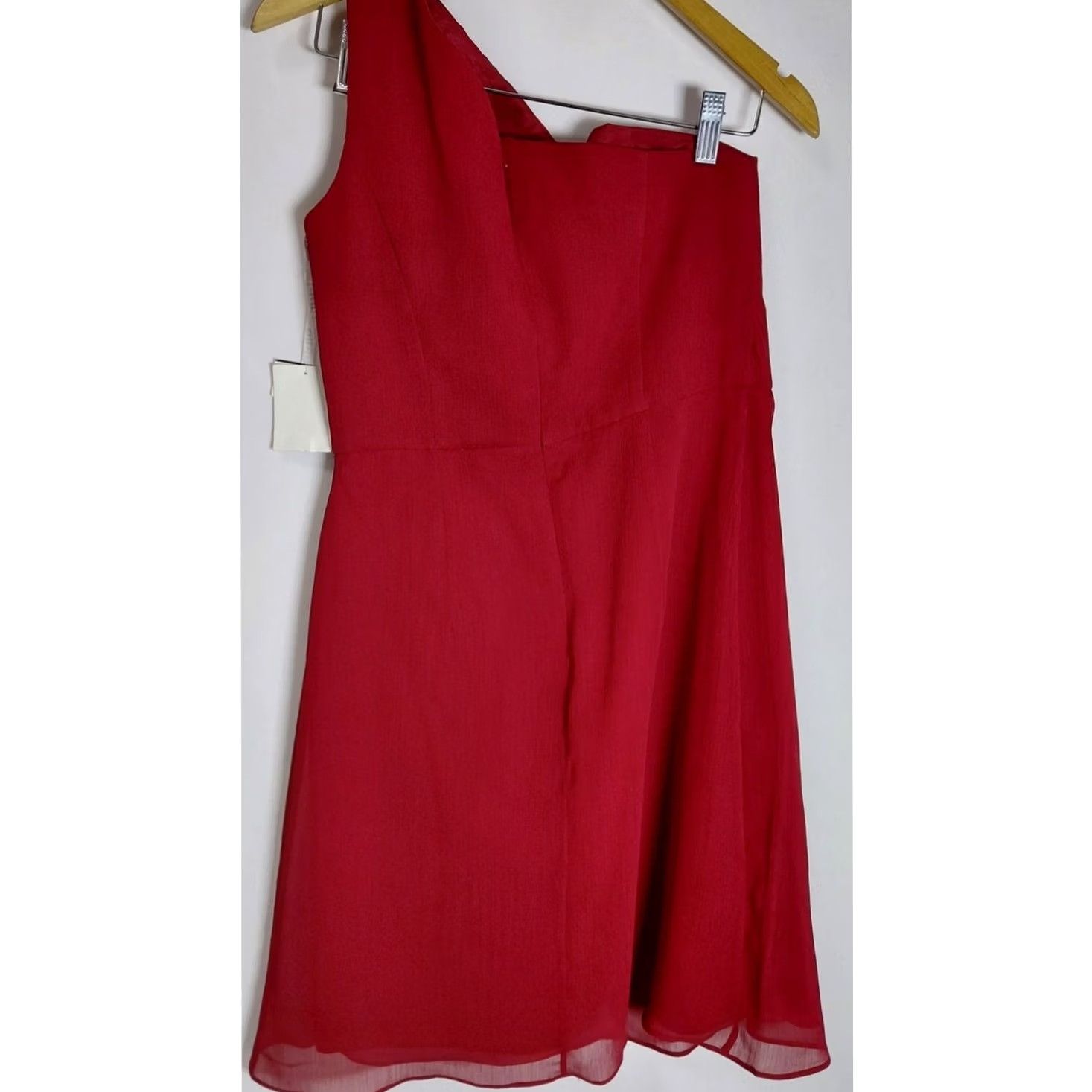 Vintage NWT New title: David'S Bridal Red One Shoulder Knee Length Women Size 8 Dress - Solid Polyester Size M / US 6-8 / IT 42-44 - 2 Thumbnail