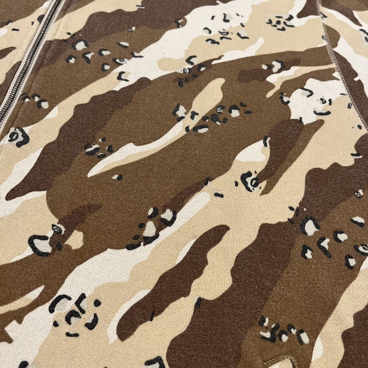 Bape Rare OG A Bathing Ape Bape Desert Camo Zip Up Bomber Jacket Size US XXL / EU 58 / 5 - 11 Thumbnail