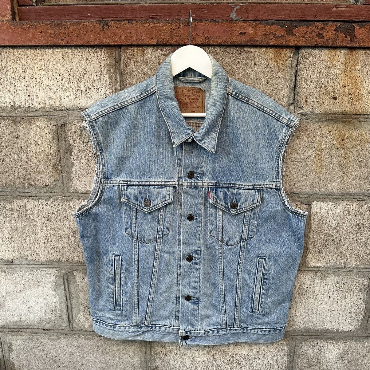 Levi's Vintage Clothing Vintage Levi’s 70503 Denim Vest Crazy Western 00s USA Size L Size US L / EU 52-54 / 3 - 1 Thumbnail