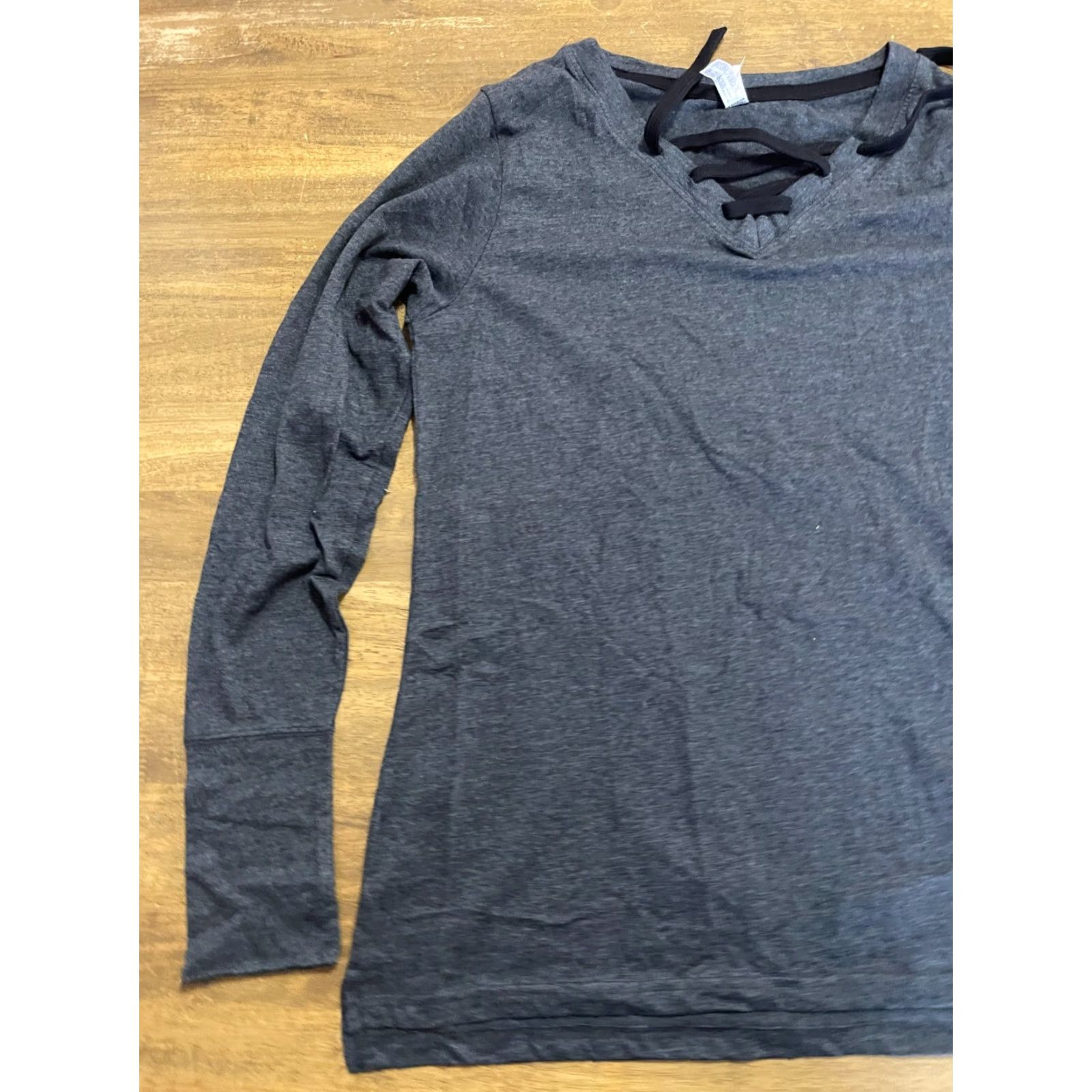 Olive Live and Tell Shirt Womens Large Gray Long Sleeve V-Neck Tie Up Shirt Size L / US 10 / IT 46 - 3 Thumbnail