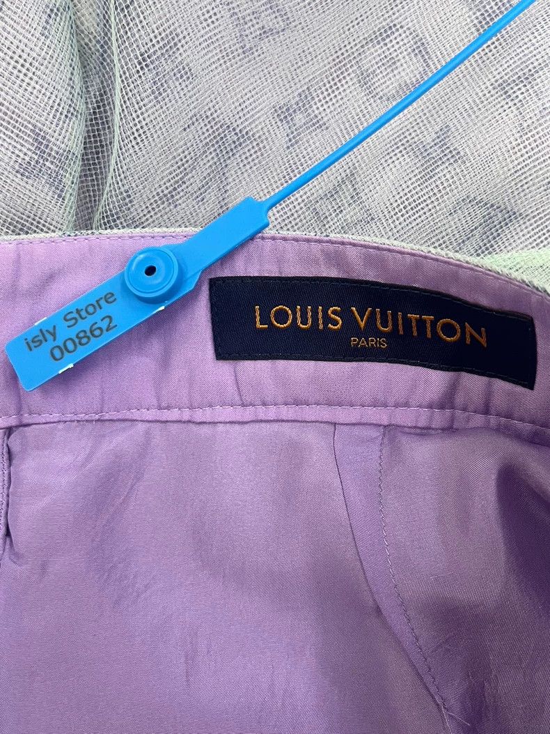 Louis Vuitton Louis Vuitton Logo Satin Shorts Size US 38 / EU 54 - 4 Thumbnail