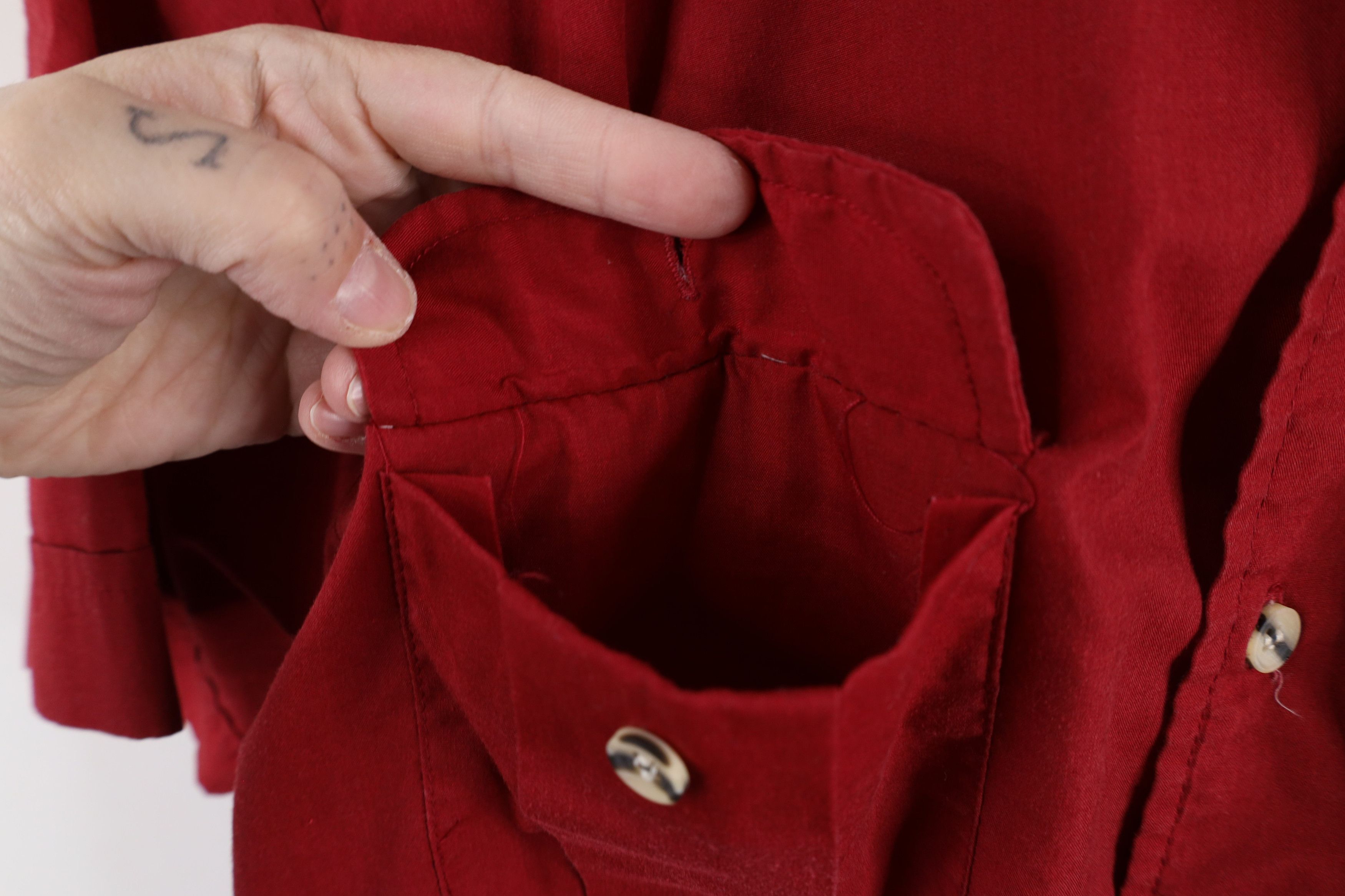 Vintage Vintage 90s Streetwear Military Safari Bush Button Shirt Red Size US S / EU 44-46 / 1 - 5 Thumbnail