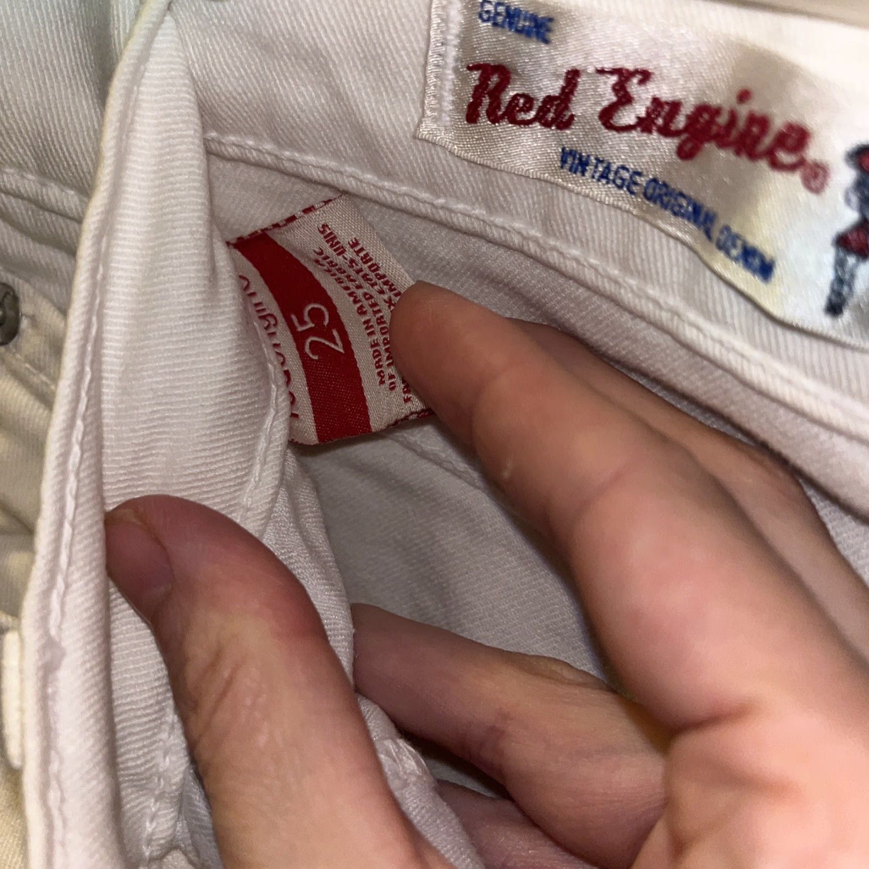 Denime VINTAGE Red Engine (Hotrod) Skinny Boyfriend Crop Jeans Shirt? Size 42" / US 20 - 4 Thumbnail
