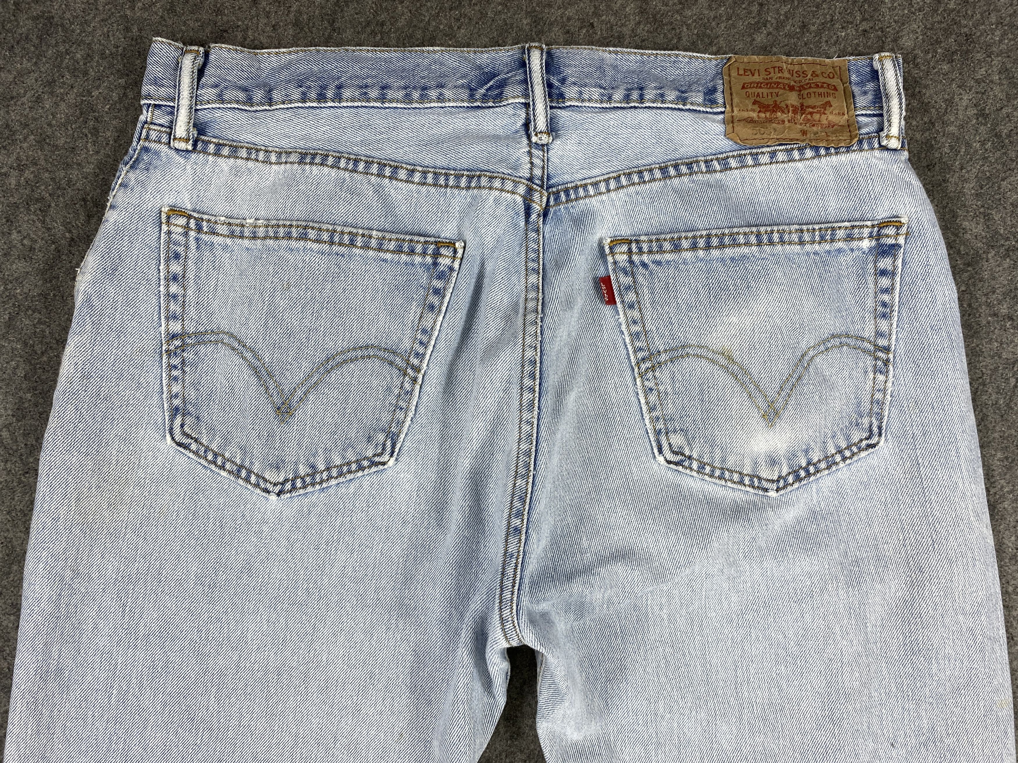 Levi's Light Blue Wash Vintage Levi's 505 35x29.5 Denim -JN1761 Size US 37 - 4 Thumbnail