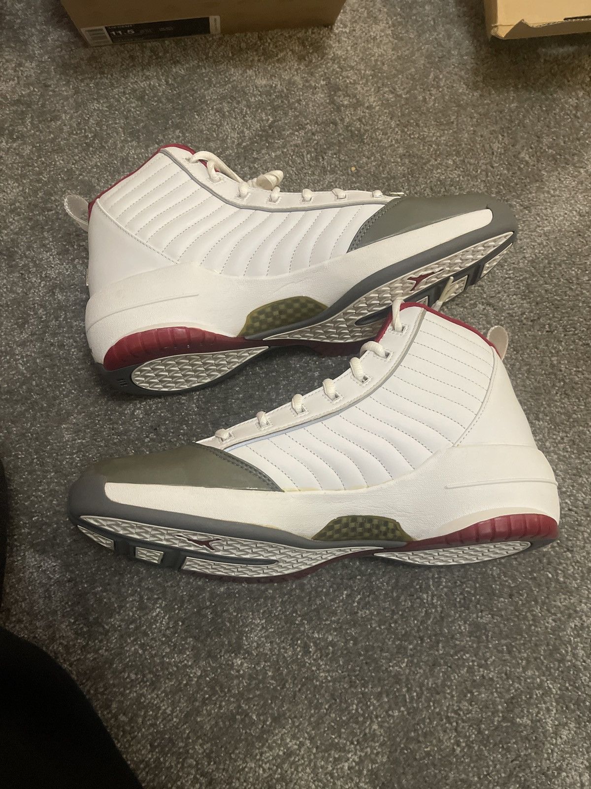 Jordan Brand Air jordan xix Size US 11.5 / EU 44-45 - 1 Thumbnail