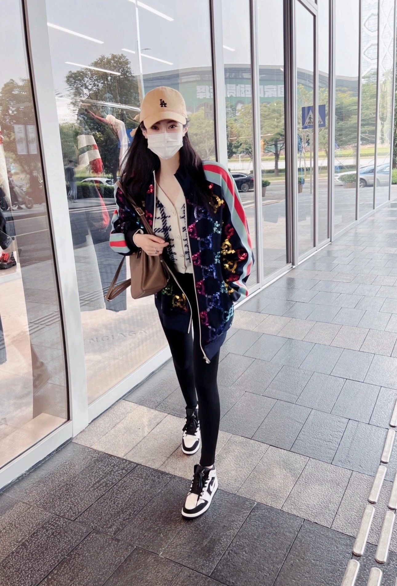 Gucci Gucci Double G Rainbow Sequin Jacket Size US M / EU 48-50 / 2 - 6 Thumbnail