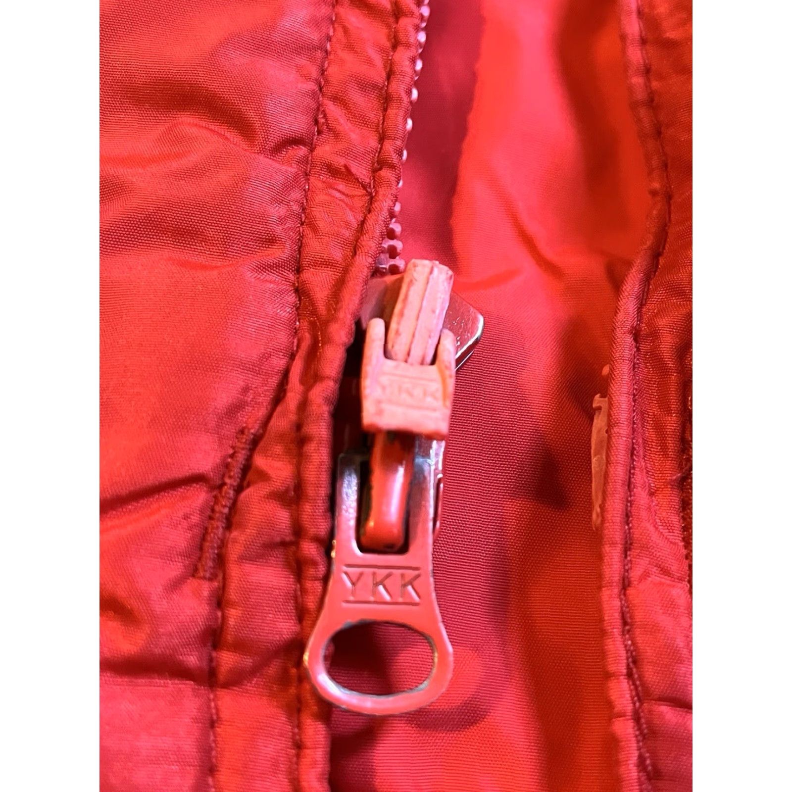 Eddie Bauer VINTAGE Eddie Bauer Expedition Puffer Jacket Women's M Red Jacket Size M / US 6-8 / IT 42-44 - 5 Thumbnail