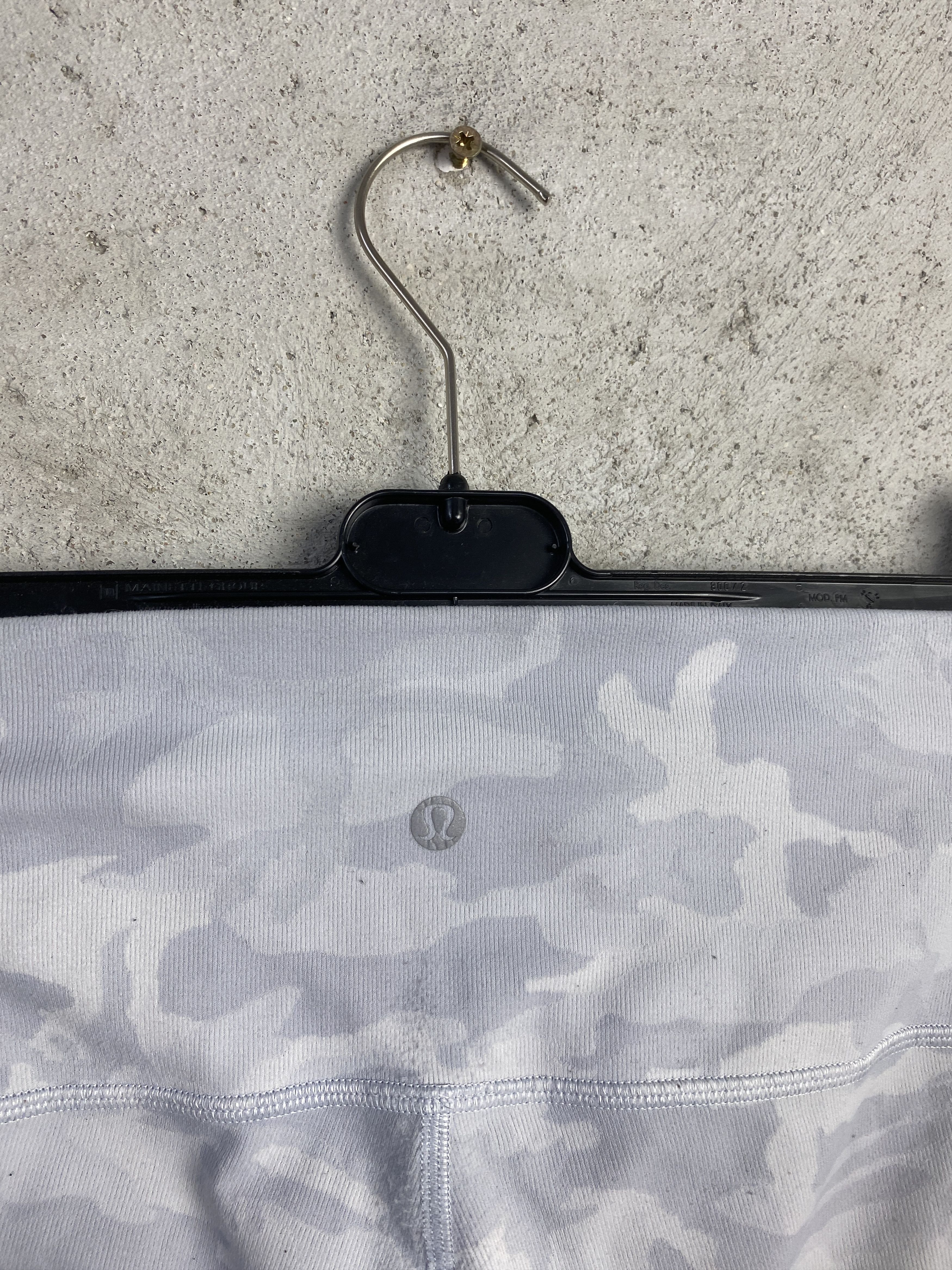 Lululemon Lululemon camo moro leggings sport yoga pilates Size 32" / US 10 / IT 46 - 3 Thumbnail