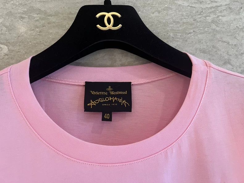 Vivienne Westwood Vivienne Westwood size40 Saturn short sleeves Size XS / US 0-2 / IT 36-38 - 3 Thumbnail