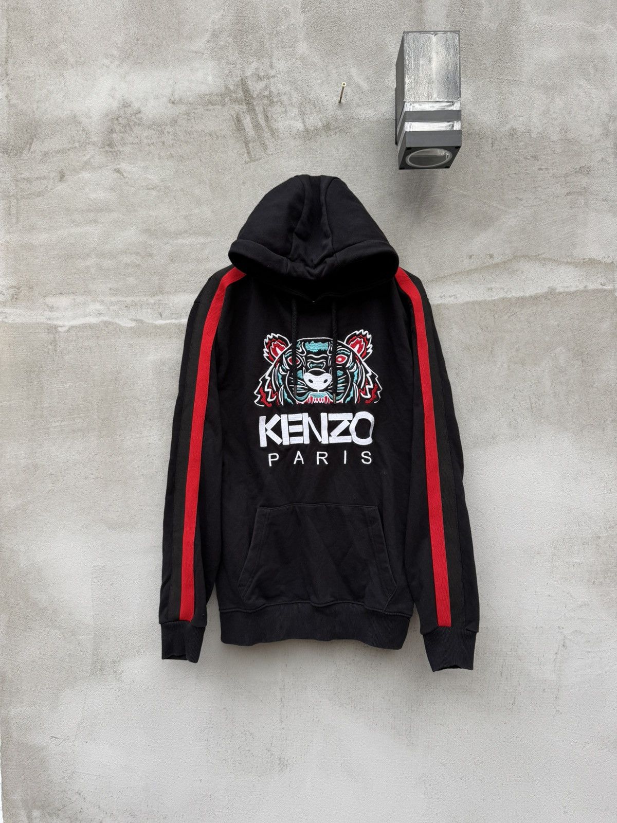 Kenzo VNTG RARE KENZO PARIS SPELLOUT LOGO EMBROIDERY Size US L / EU 52-54 / 3 - 1 Thumbnail