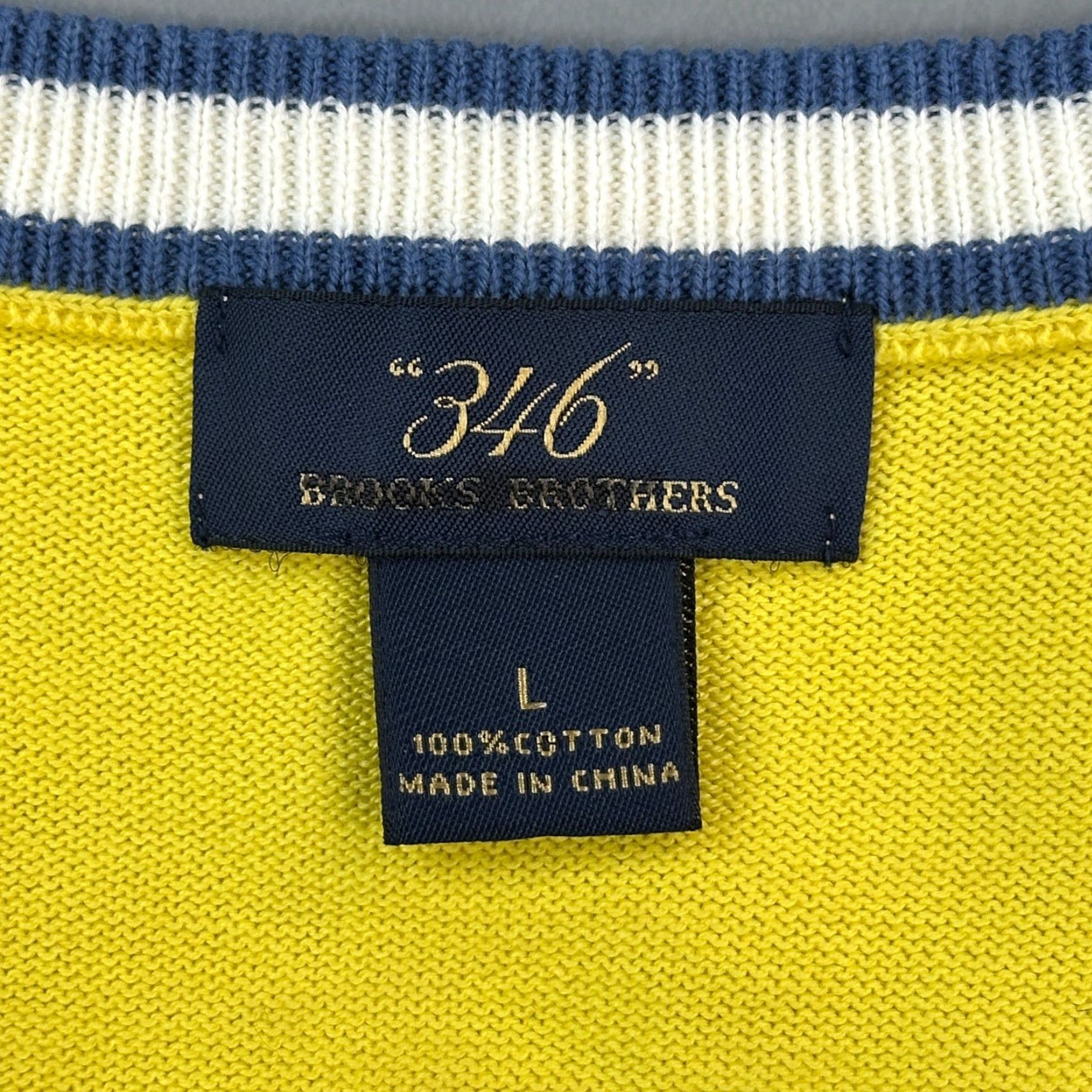 Brooks Brothers Brooks Brothers 346 Sweater Vest Mens Large Yellow Cotton V Neck Preppy Golf Vest Sweater Size US L / EU 52-54 / 3 - 3 Thumbnail